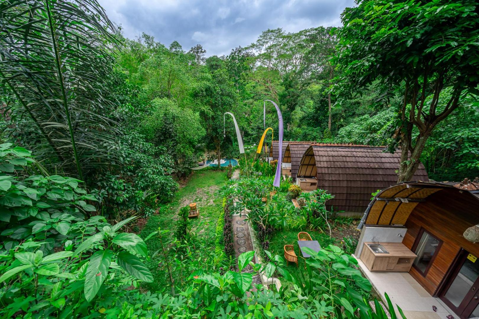 Jungle River 5 BR Villa- Pool, Yoga, Tubing Near Ubud