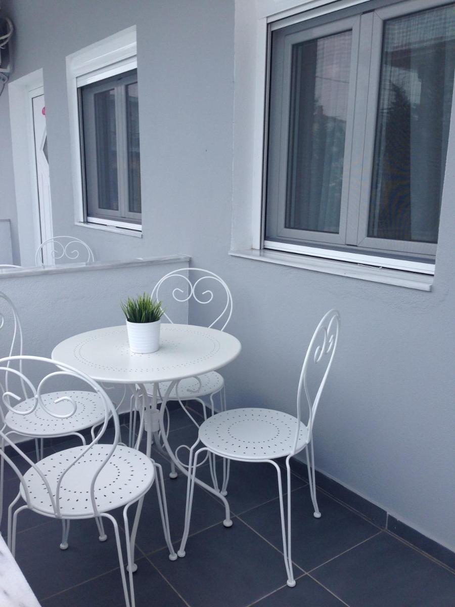 Philoxenia Suites