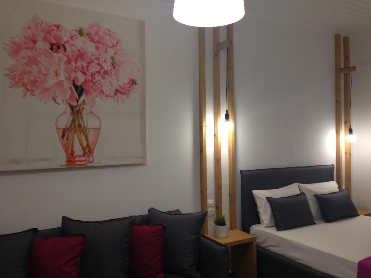 Philoxenia Suites