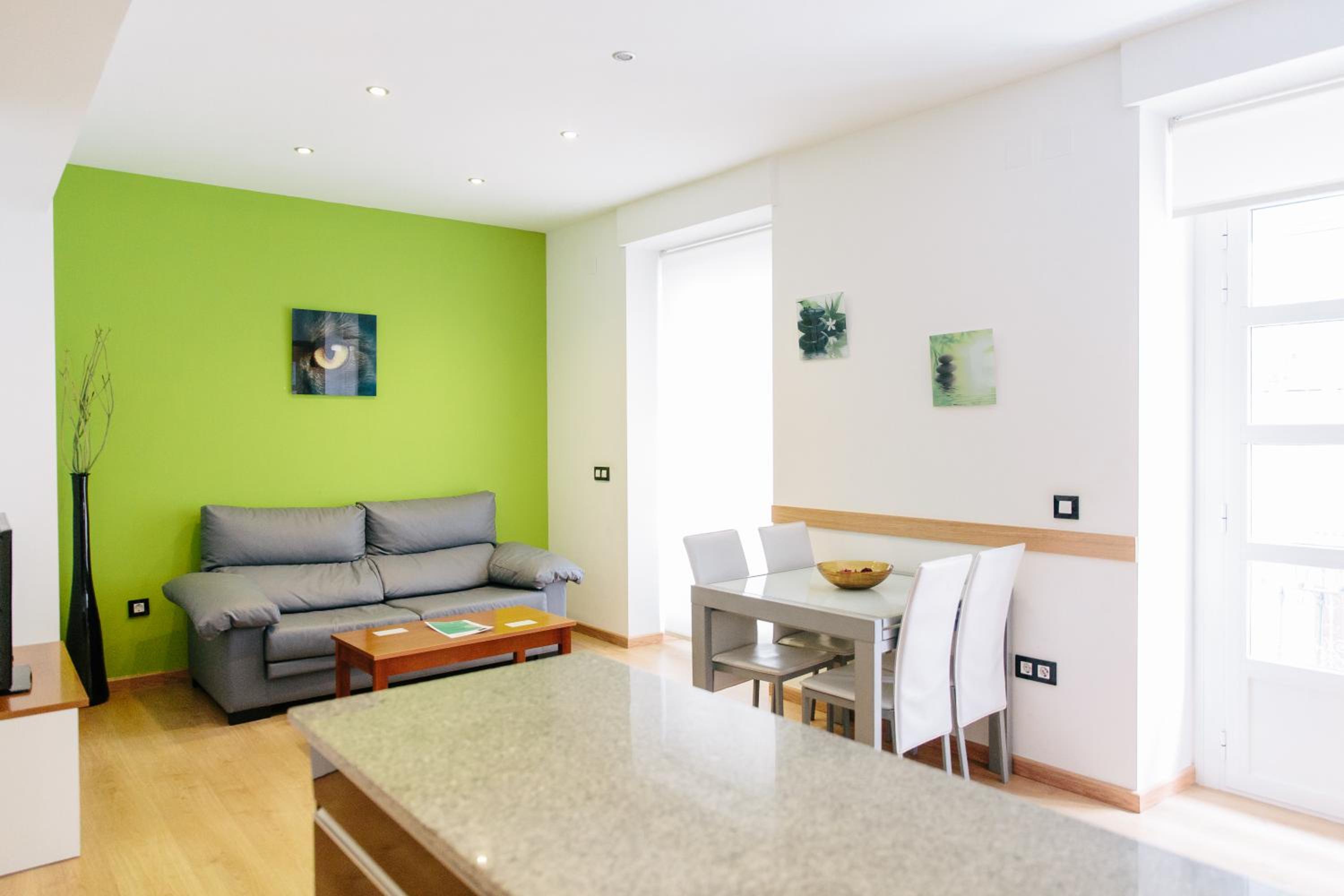 Apartamentos Tito San Agustin