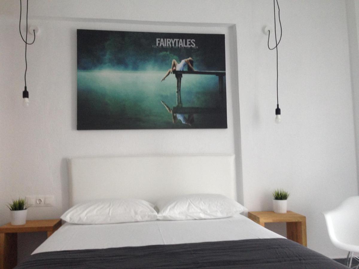 Philoxenia Suites