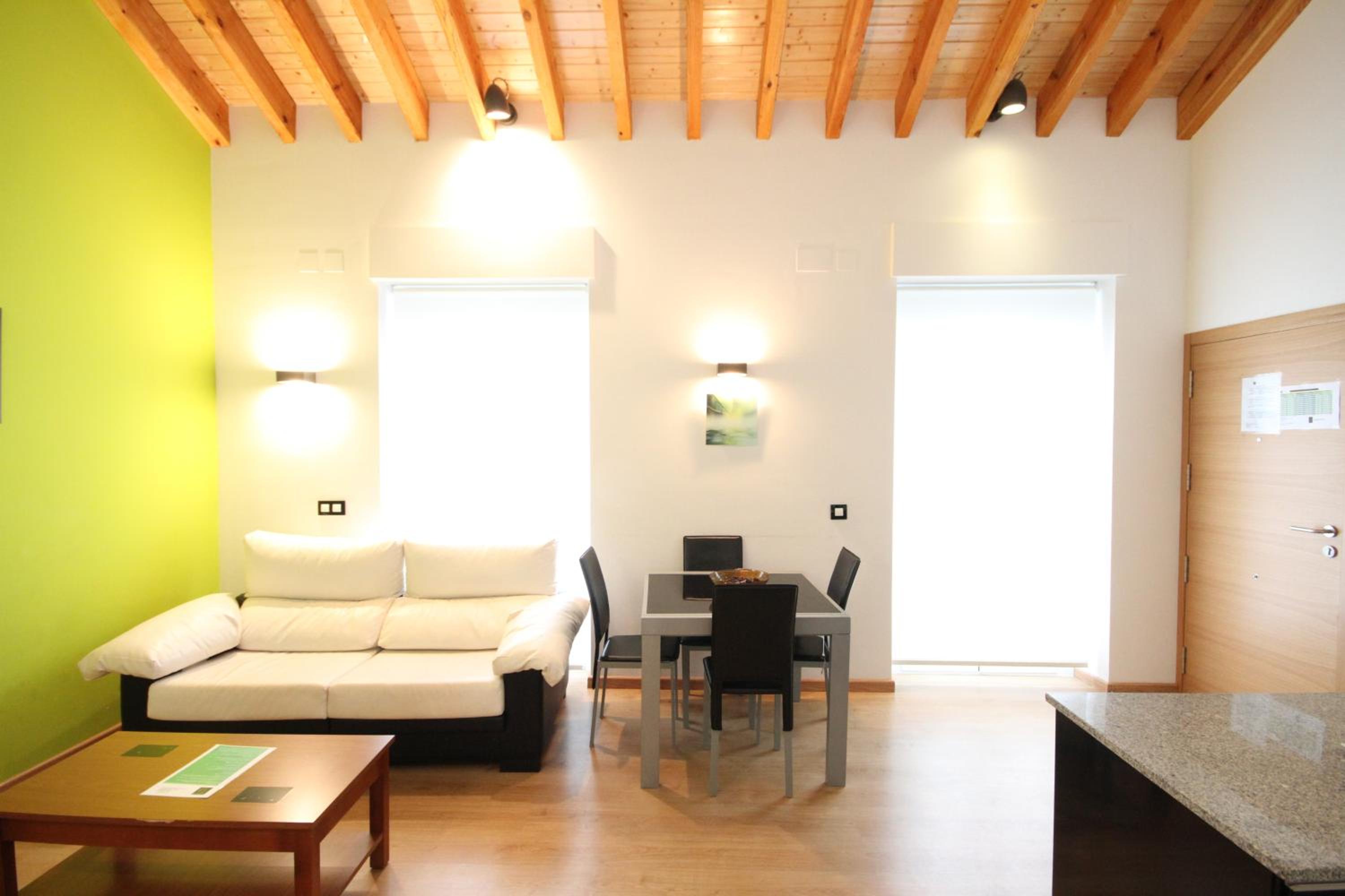 Apartamentos Tito San Agustin