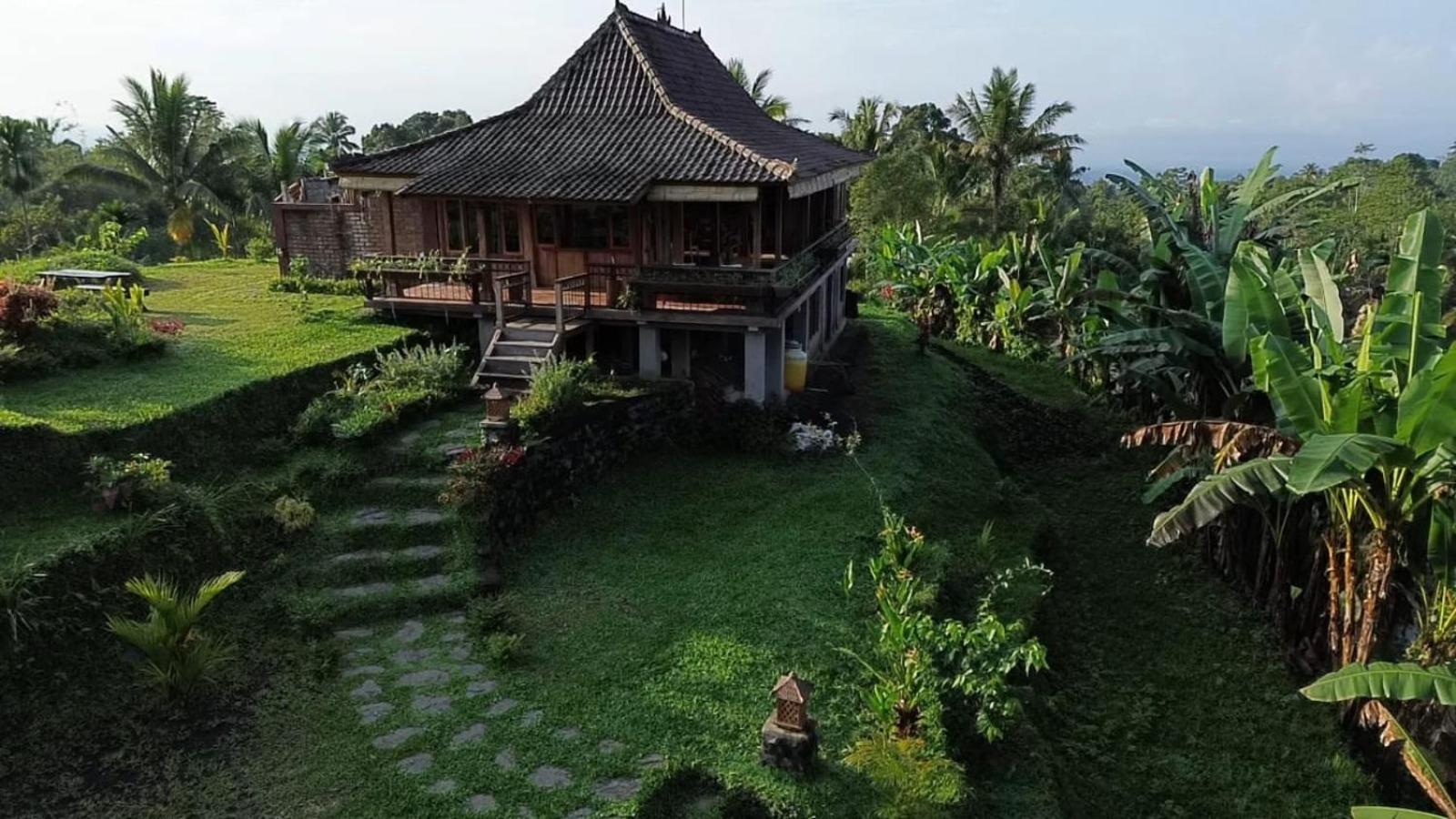 Rumah Pacung
