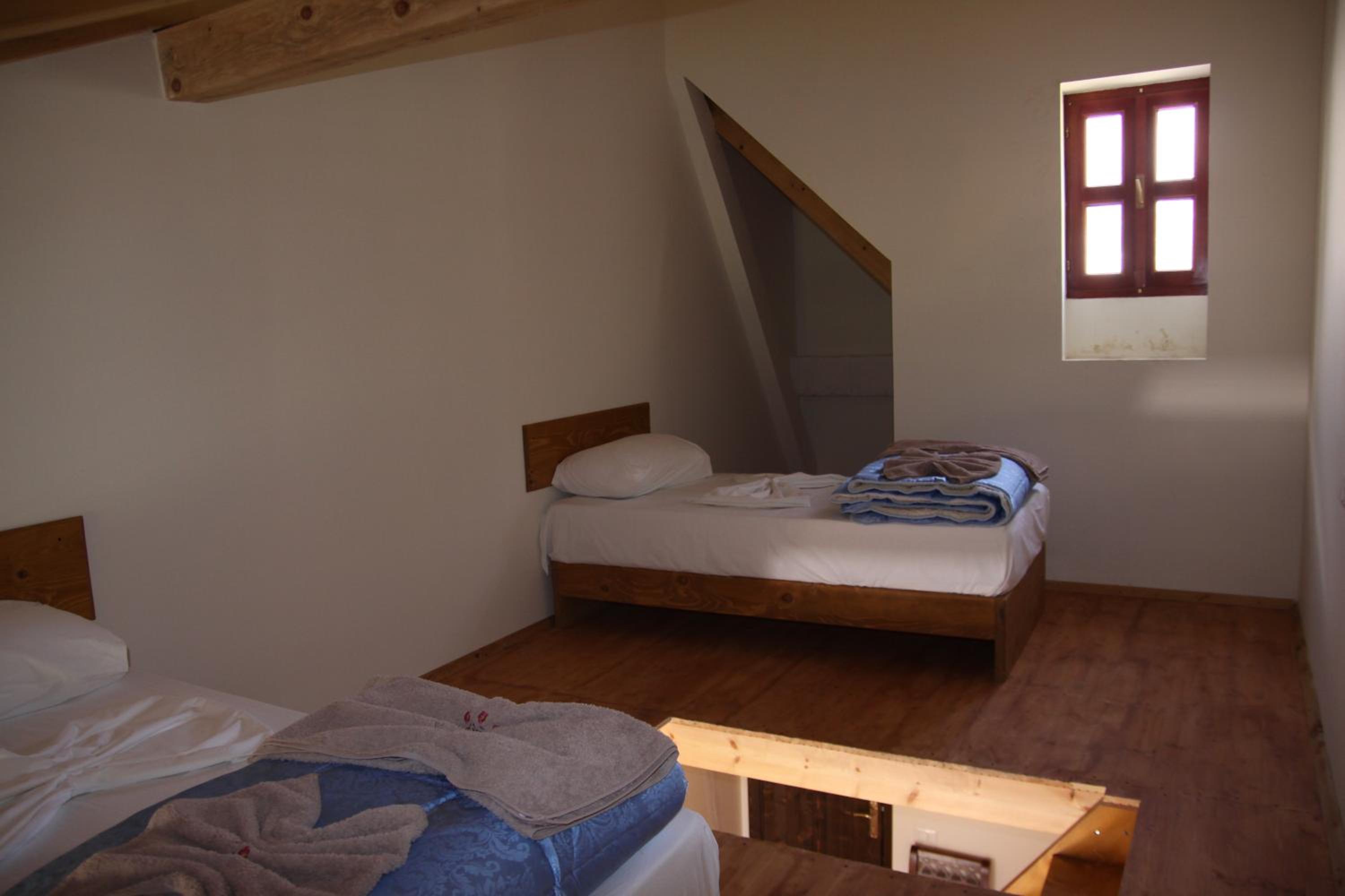 Bujtina Polia