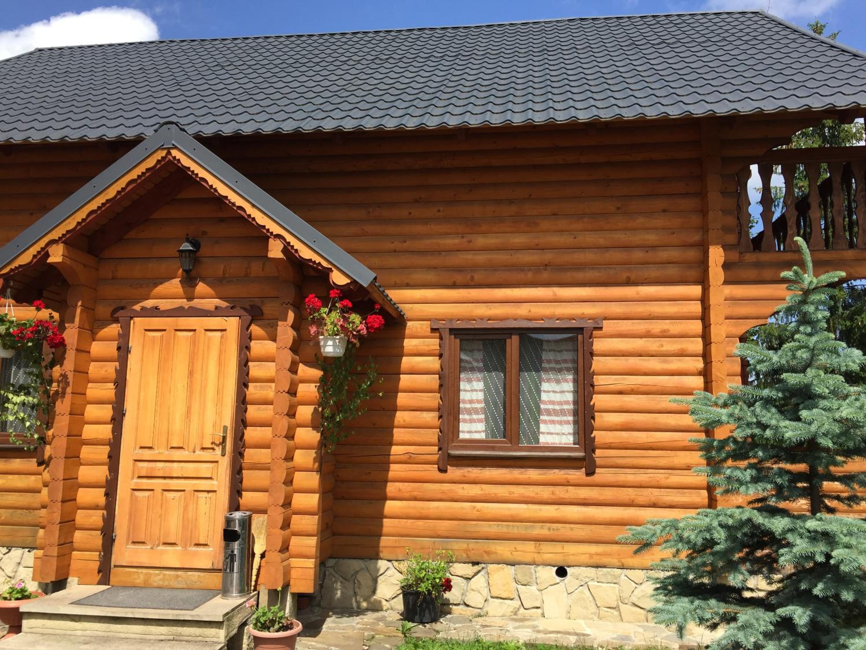 Villa PidStromom
