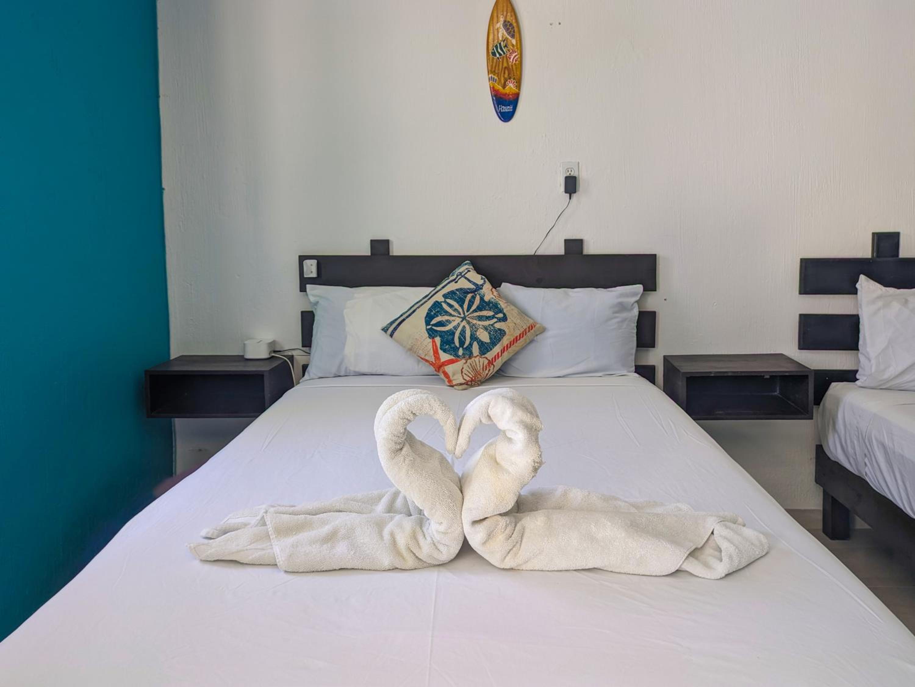 Family Escape 2 Private Apartments Sleeps 8 500m Beach Kitchen AC Value Stay Top Rated Host 1B4A