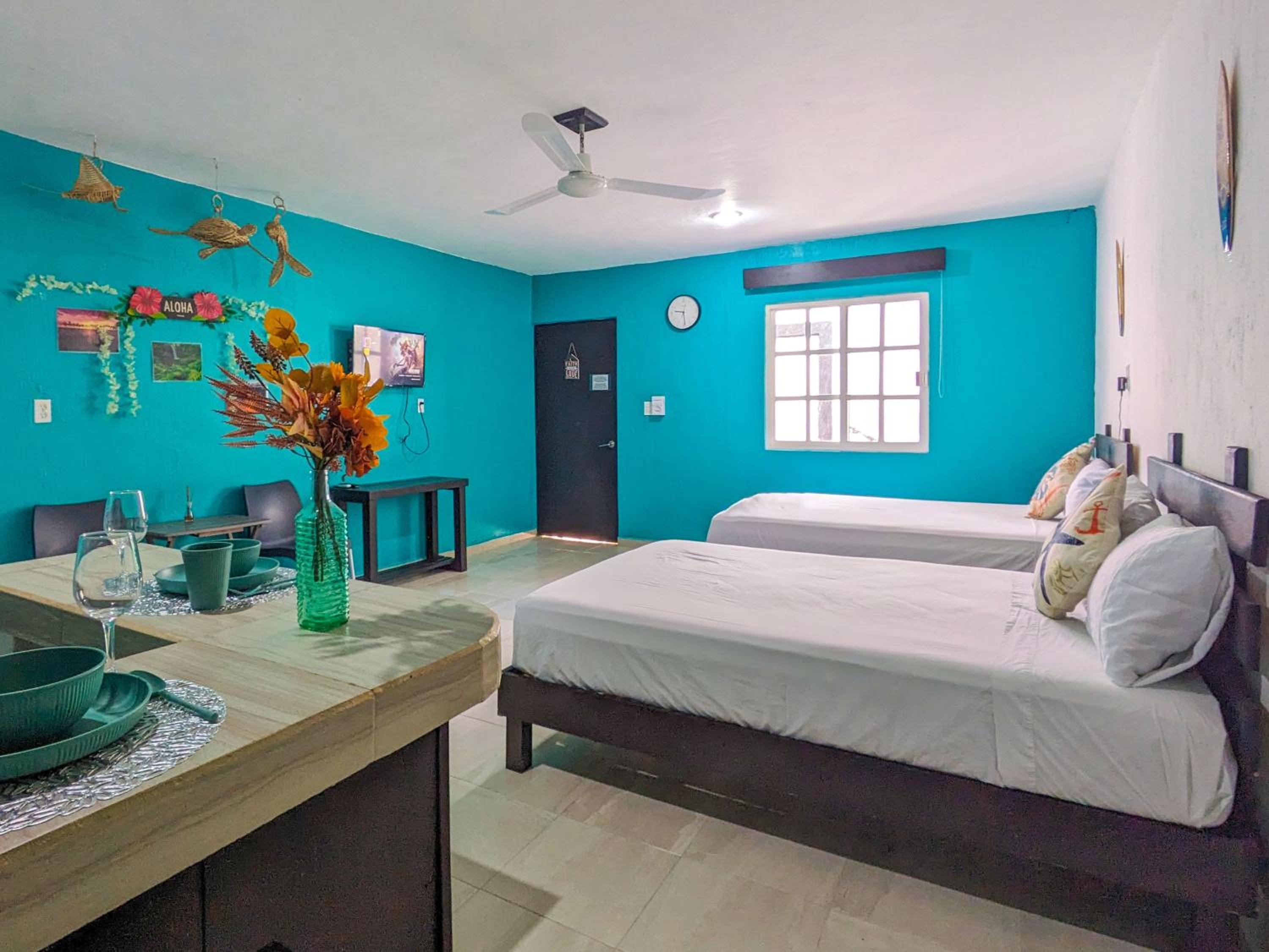 Family Escape 2 Private Apartments Sleeps 8 500m Beach Kitchen AC Value Stay Top Rated Host 1B4A