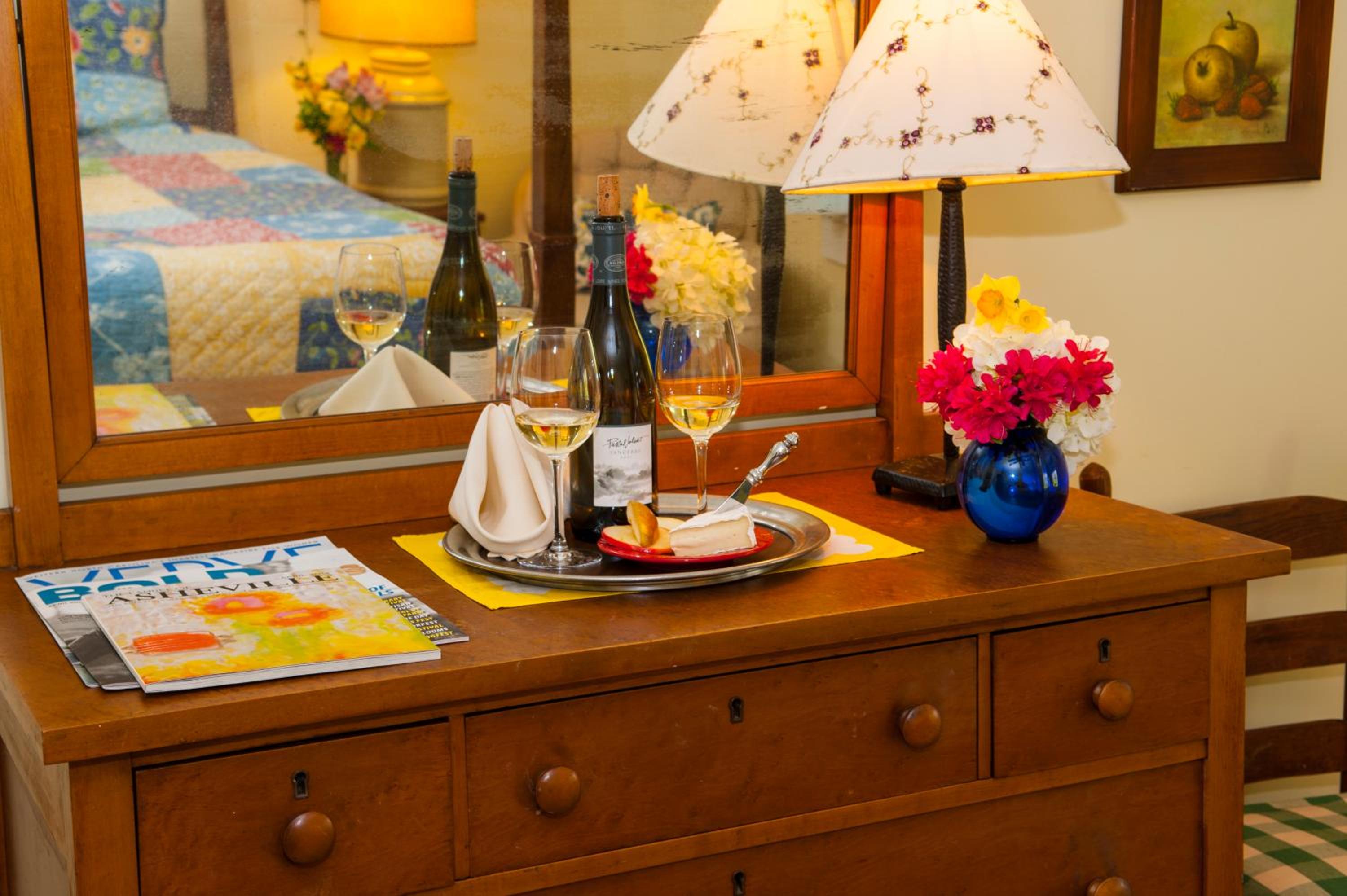 Orchard Inn