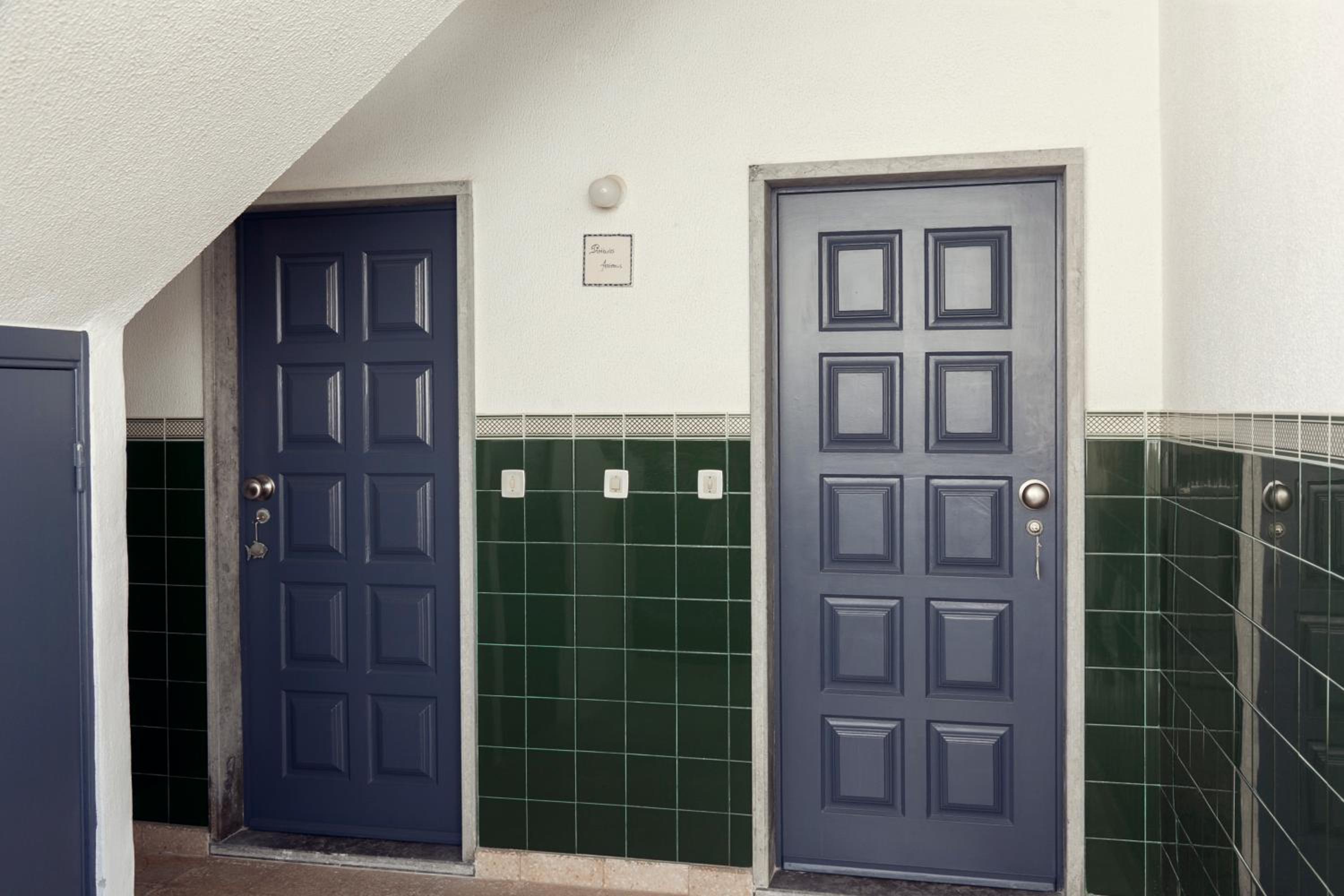 Mare Cheia (High Tide) Beach and Surf Apartments view 2