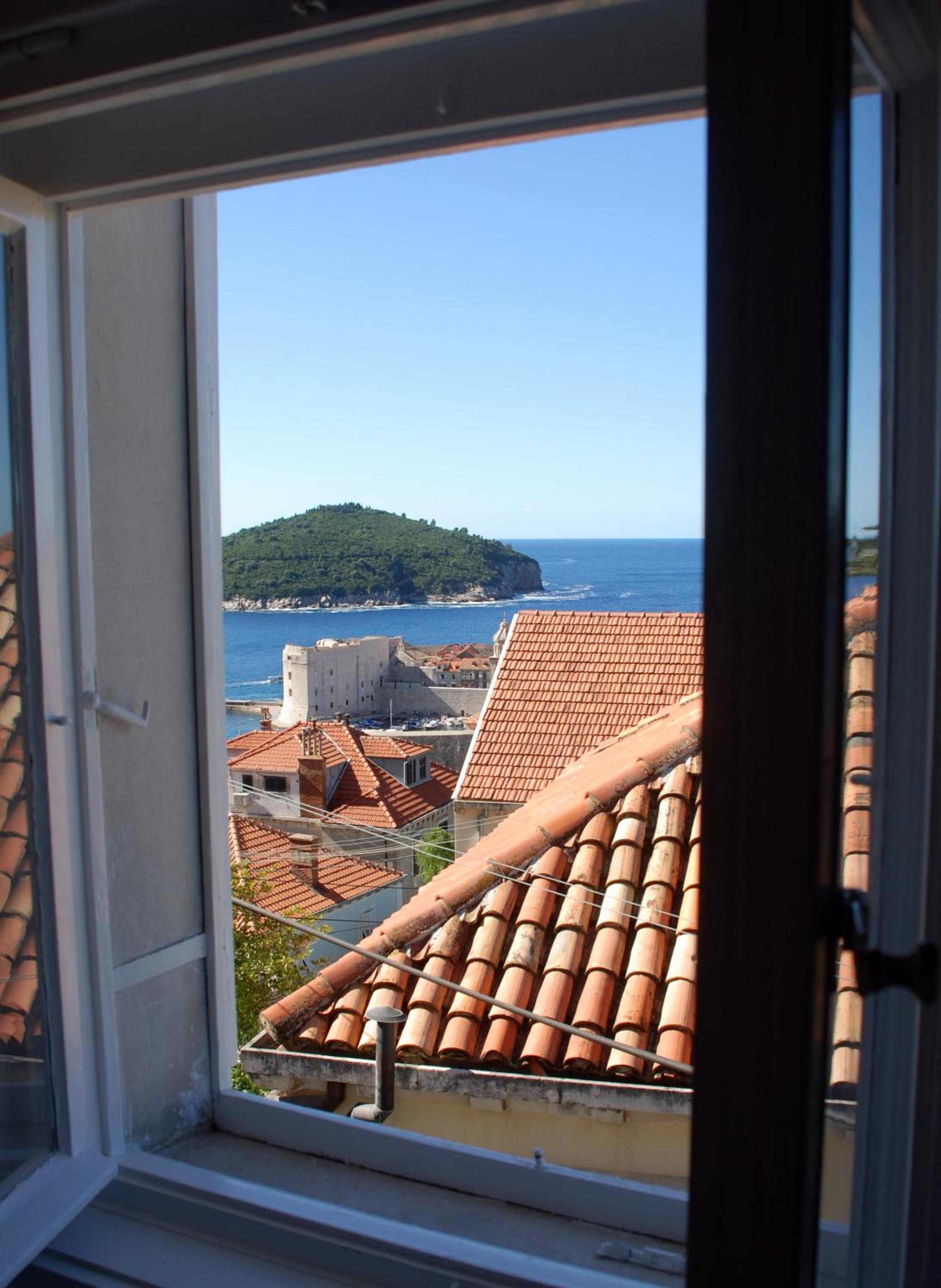 Villa Antipodes