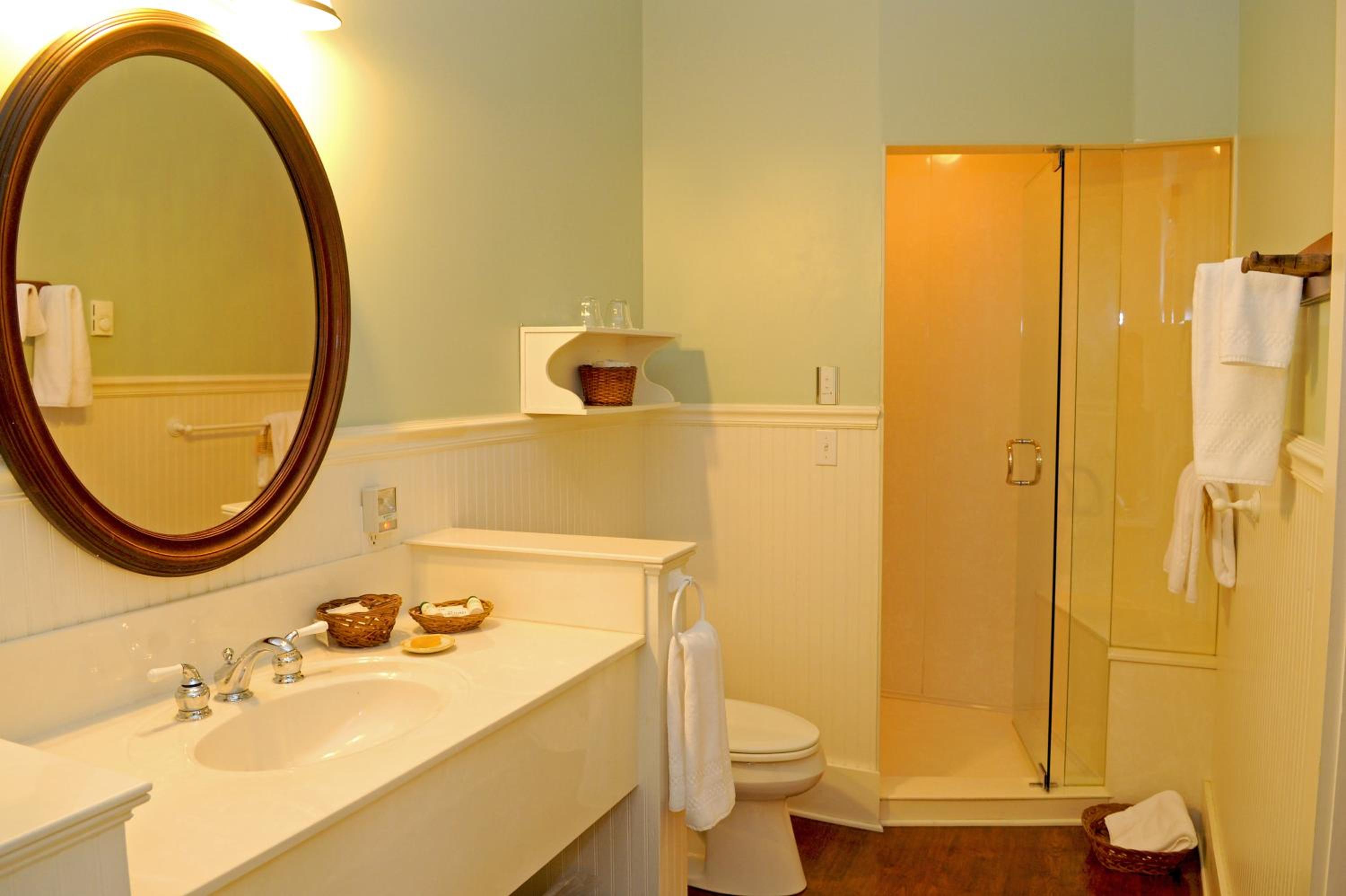 Orchard Inn