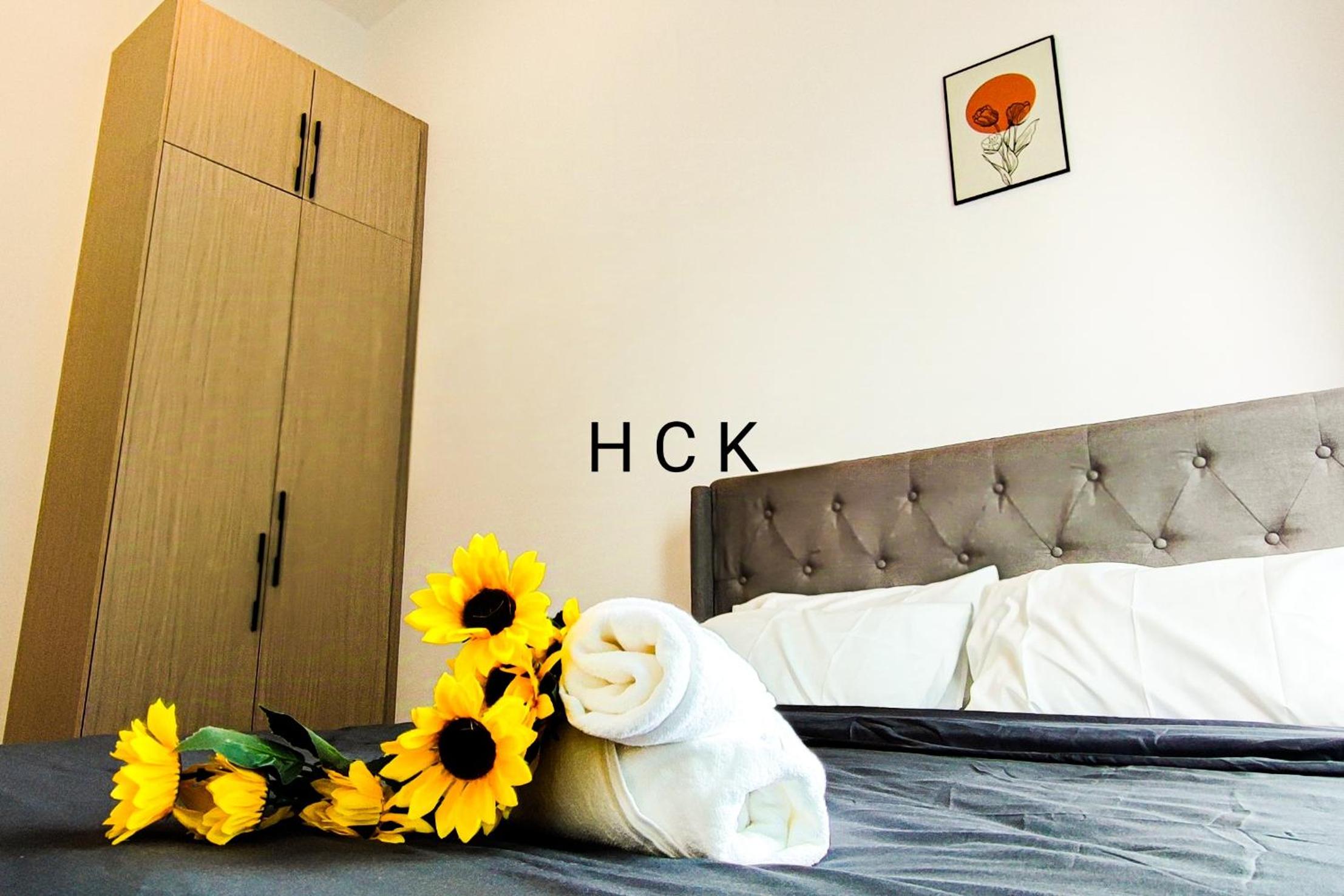 Mall Suite at Sunsuria Forum by HCK