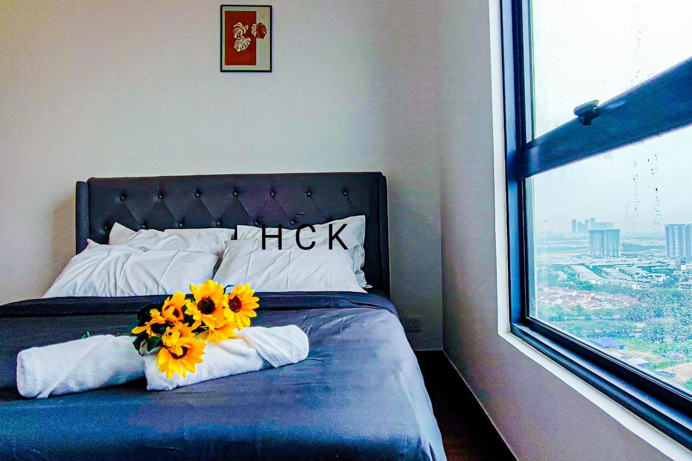 Mall Suite at Sunsuria Forum by HCK