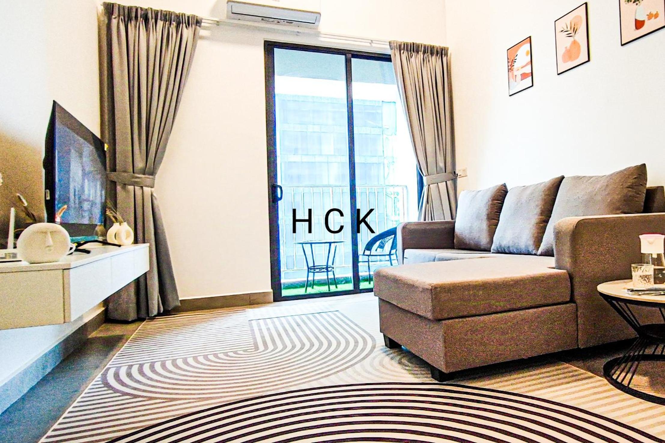 Mall Suite at Sunsuria Forum by HCK