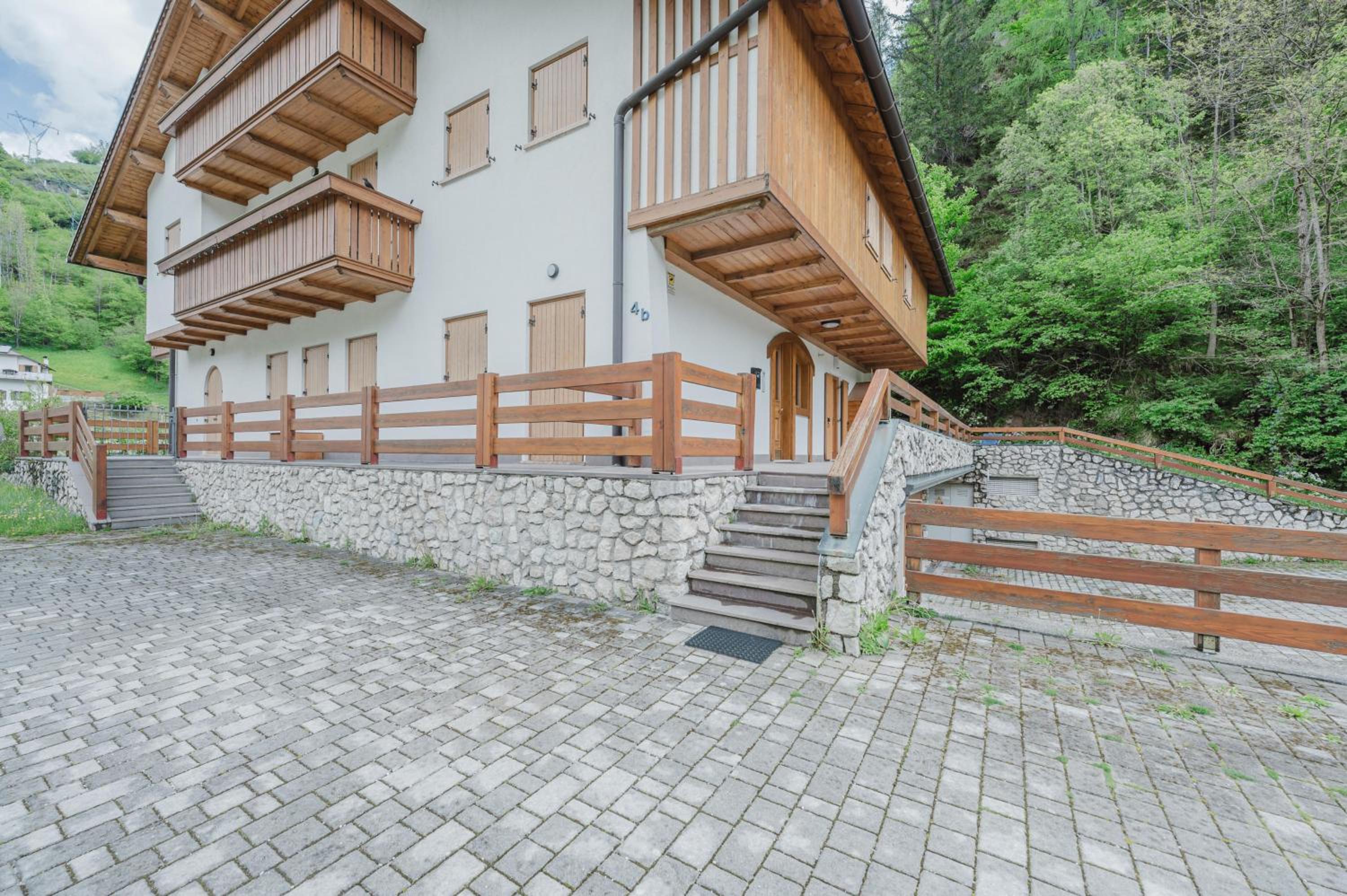 I Folli di Alleghe Apartment - Parking & Wi-Fi