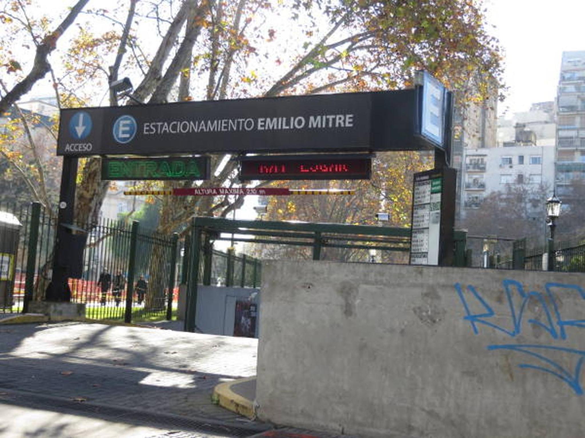 Sunny Recoleta Apartment