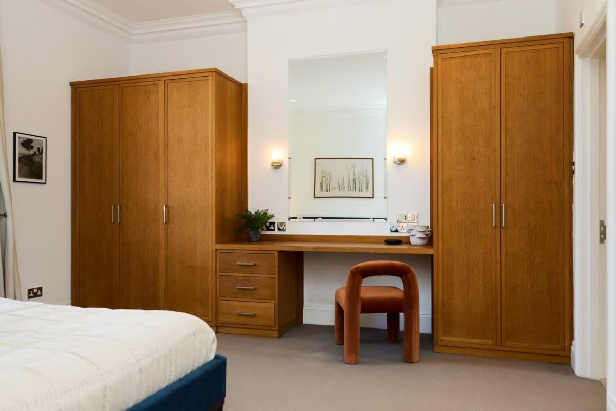 The Hampstead Getaway