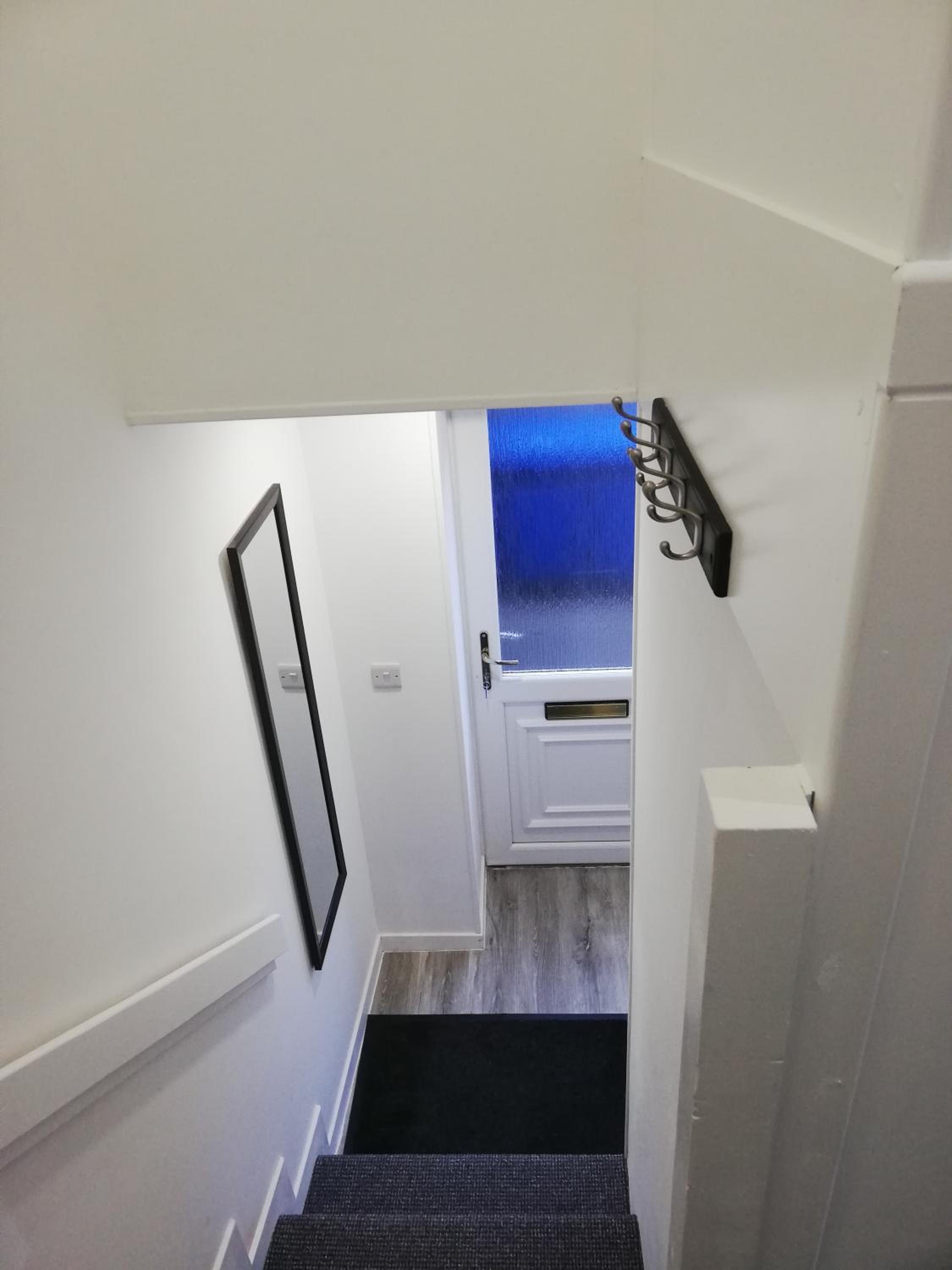 Kirkcaldy High Street Modern studio