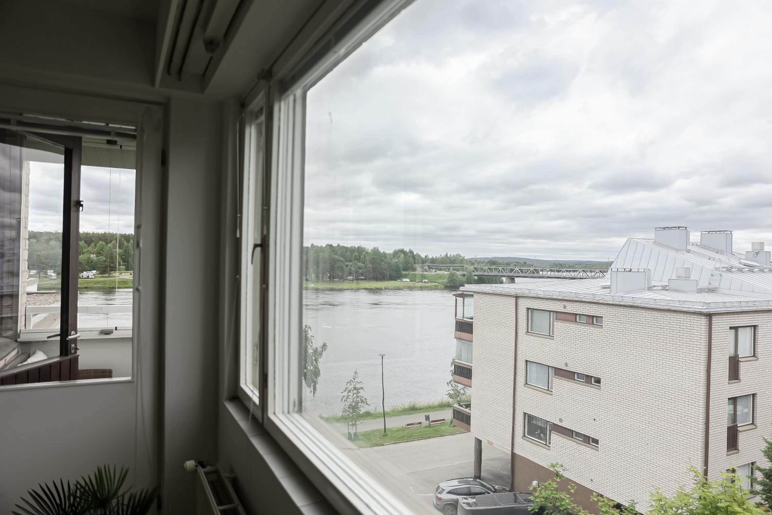 City Apartment Riverside