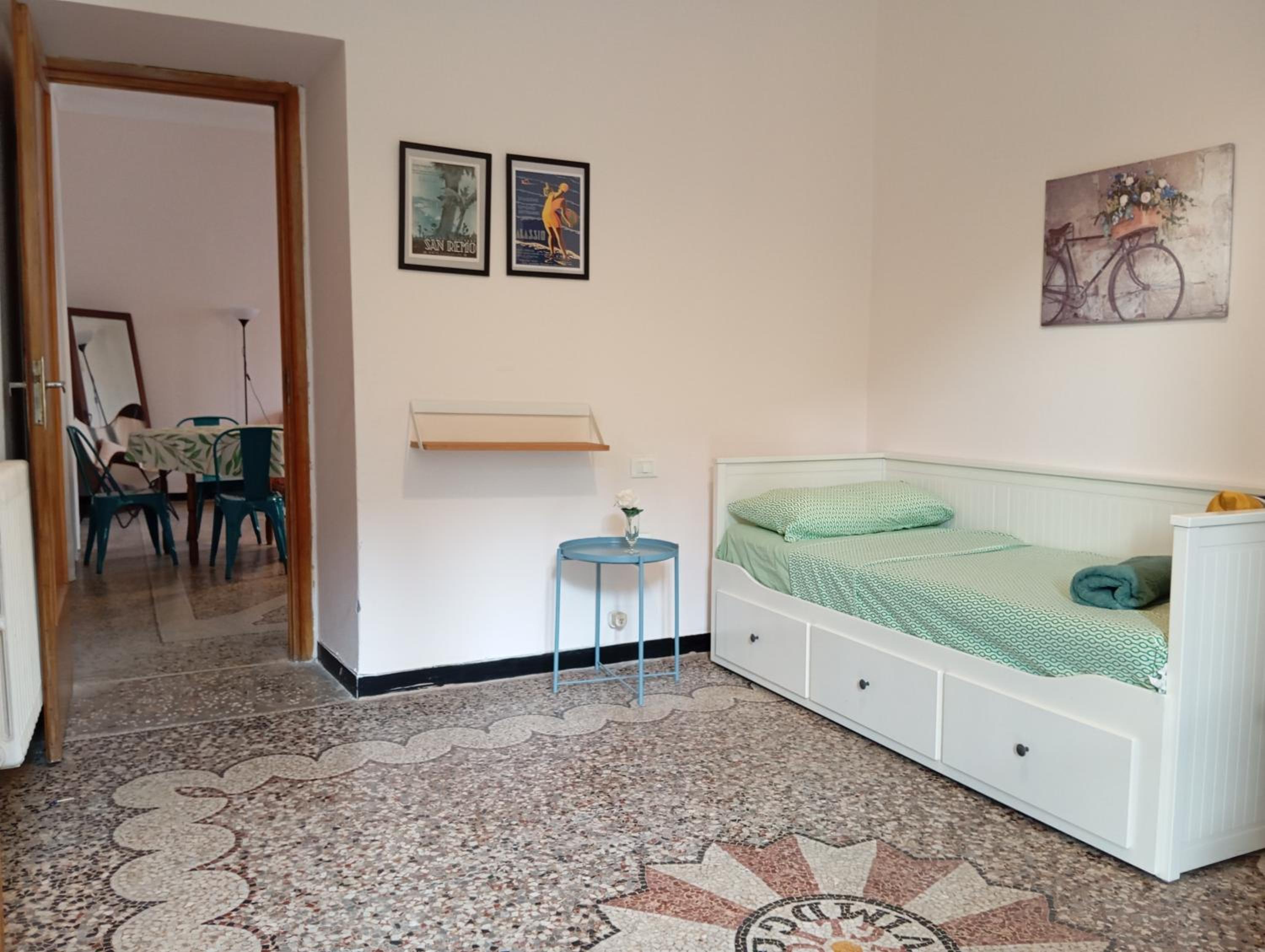 Medieval Pieve, holiday home with garden, WiFi & parking