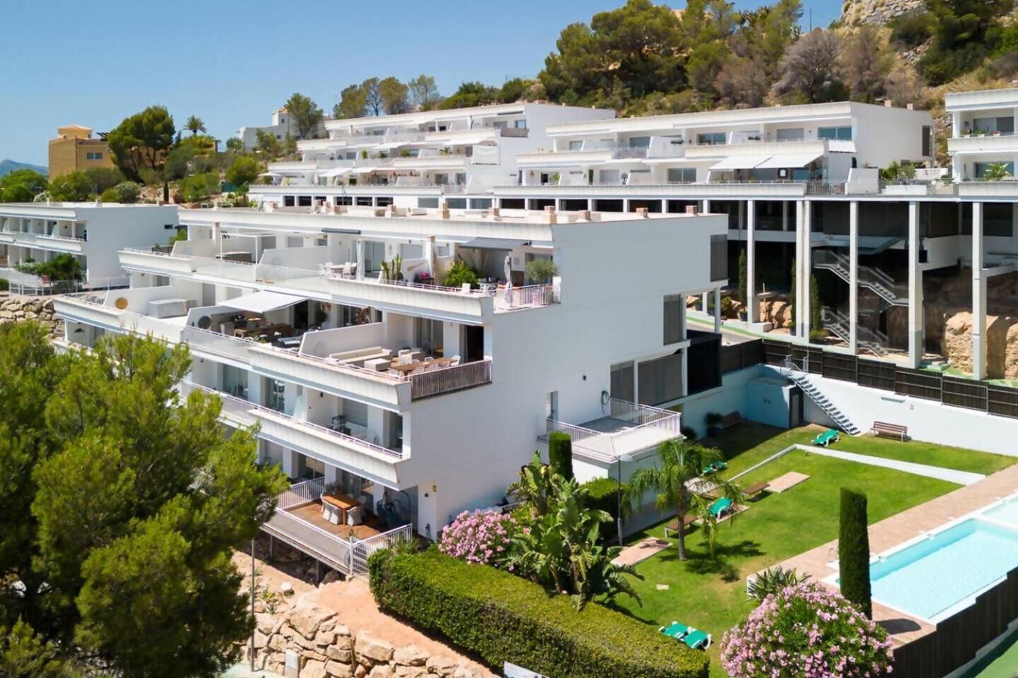 Sea views in Altea 2 BDR w/ amaizing terrace