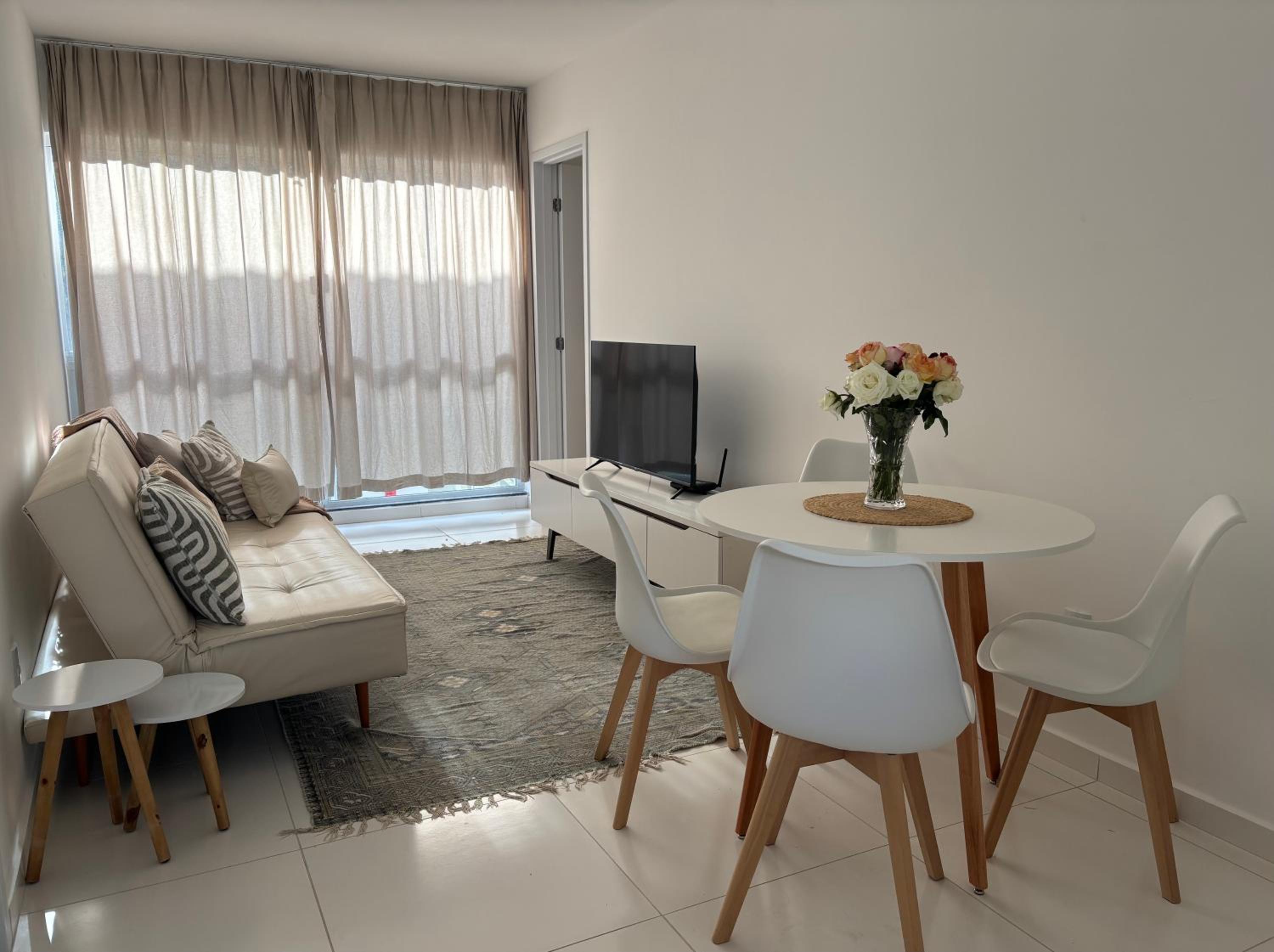 Apto moderno com estrutura de Resort a 4 min da Olivia Flores