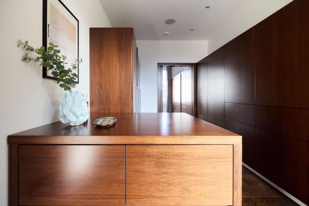 The Hamilton Gardens Hideaway - Modern 4BDR Home with Garden