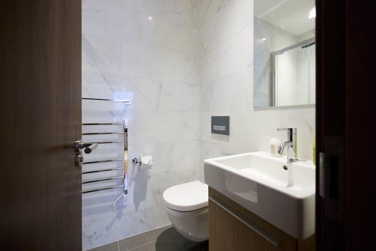 The Hamilton Gardens Hideaway - Modern 4BDR Home with Garden