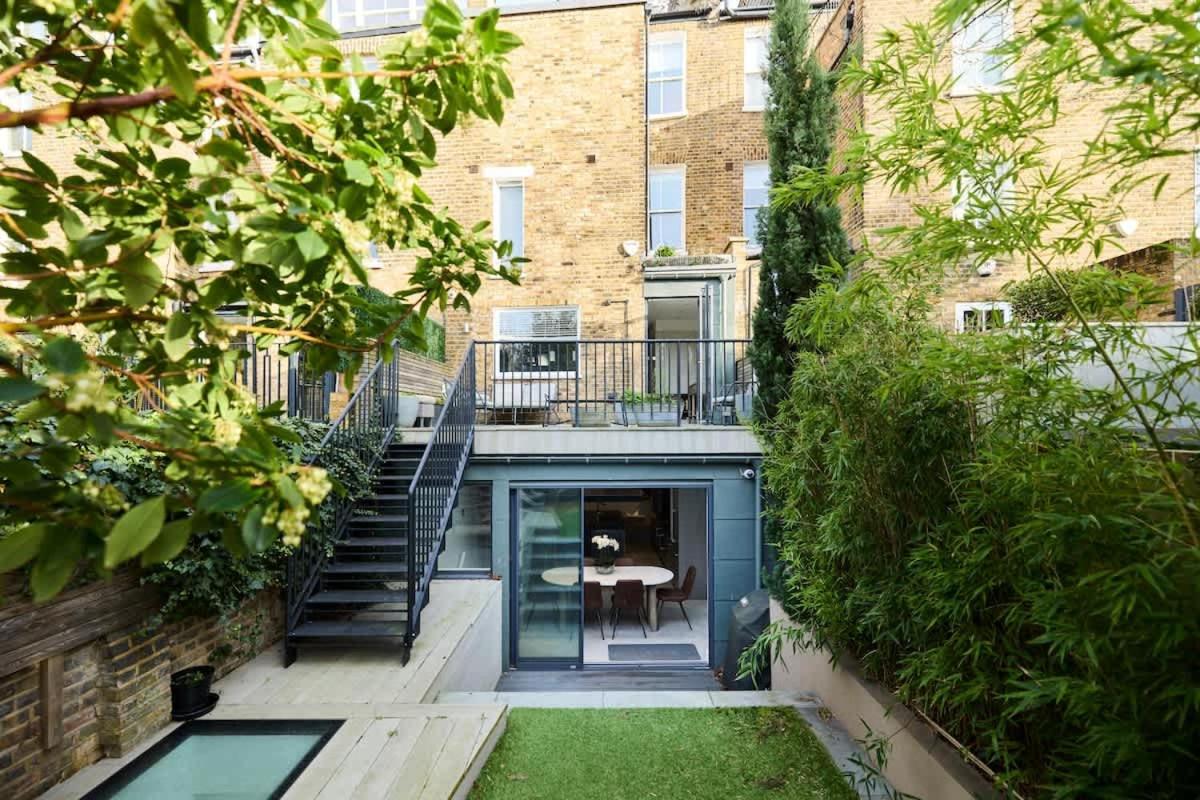The Hamilton Gardens Hideaway - Modern 4BDR Home with Garden