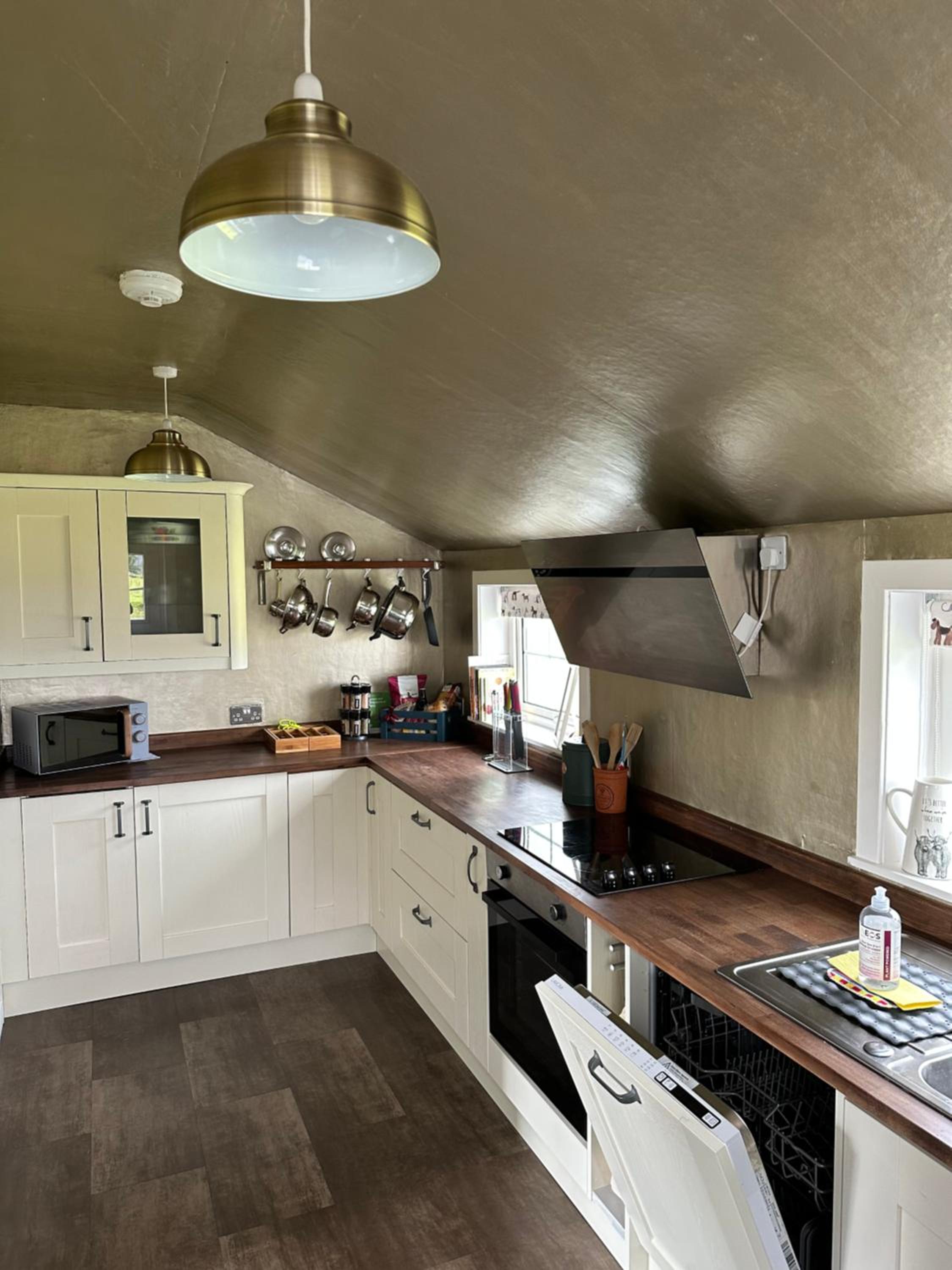 Skye Cottage - Vegan and Eco