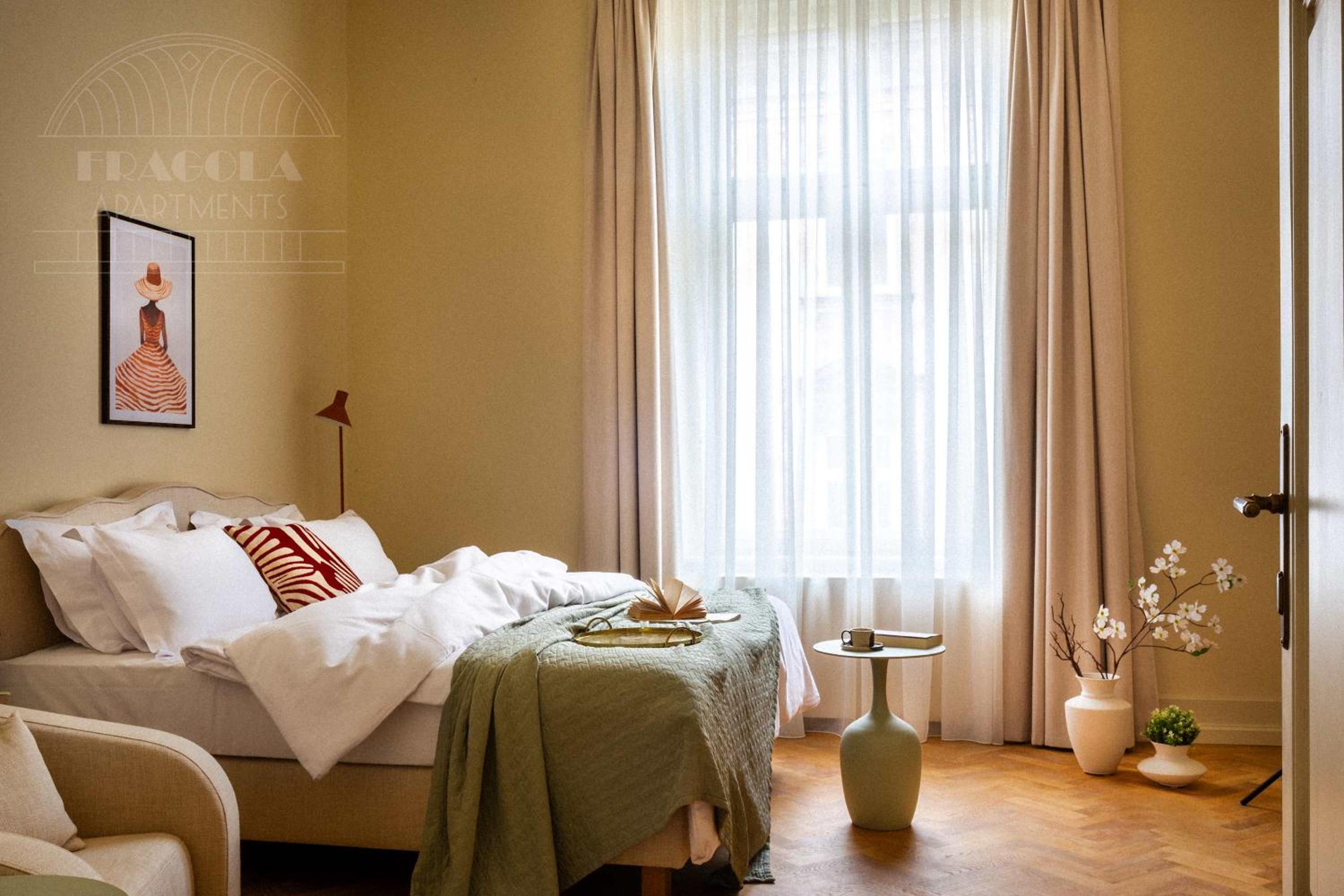 Fragola Apartments Le Jardin - classy, spacious Old Town apartments
