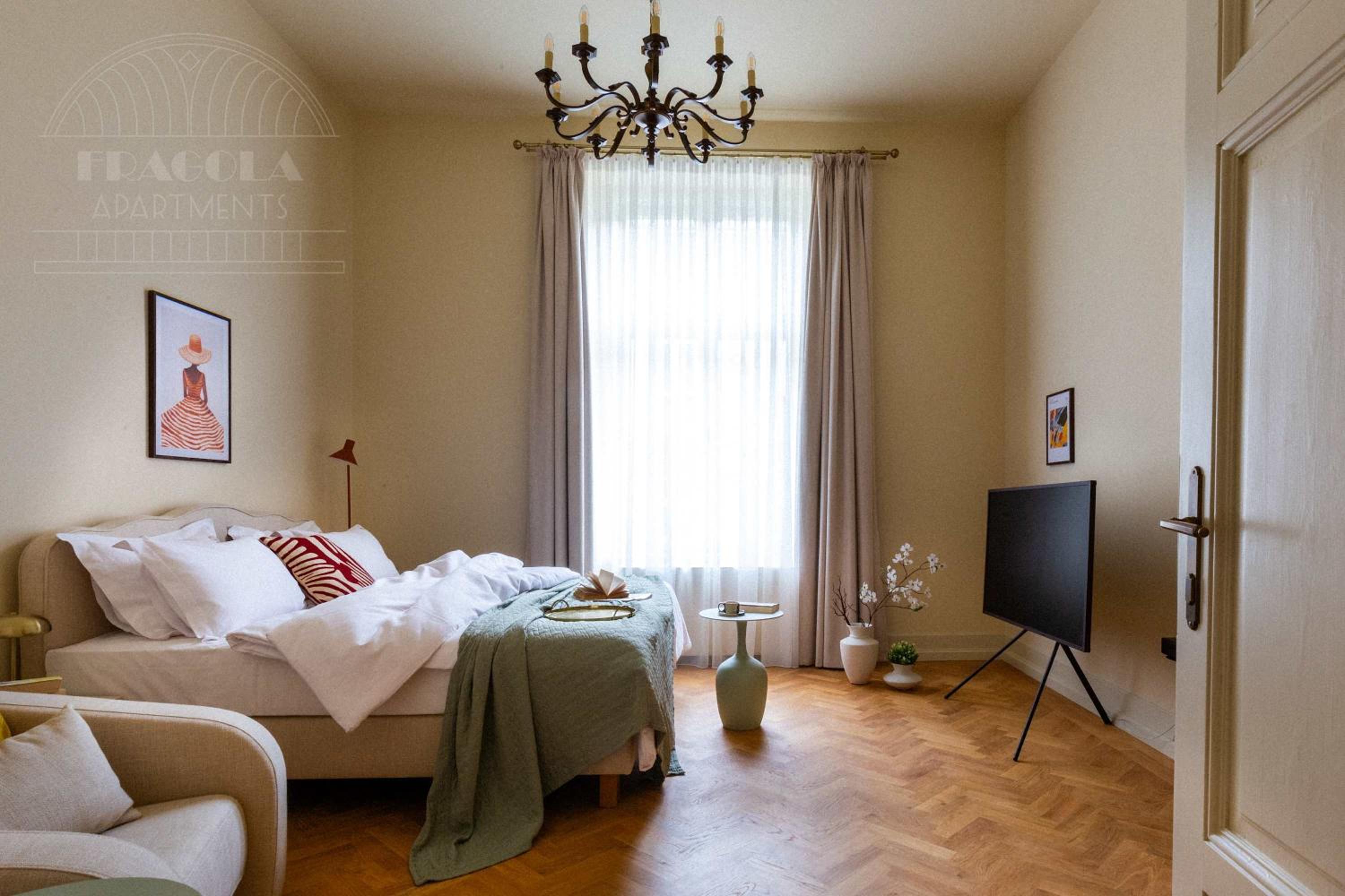 Fragola Apartments Le Jardin - classy, spacious Old Town apartments