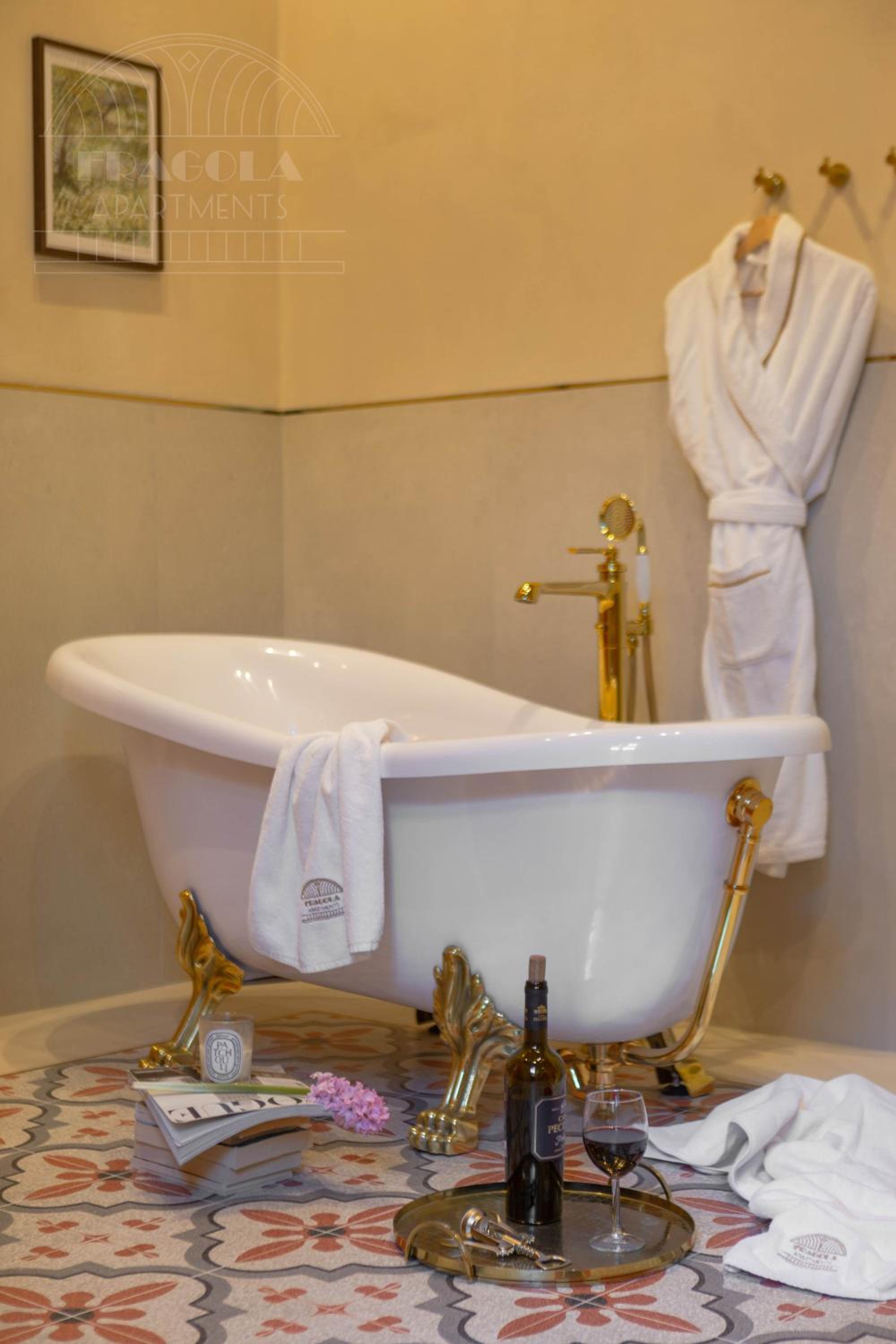 Fragola Apartments Le Jardin - classy, spacious Old Town apartments