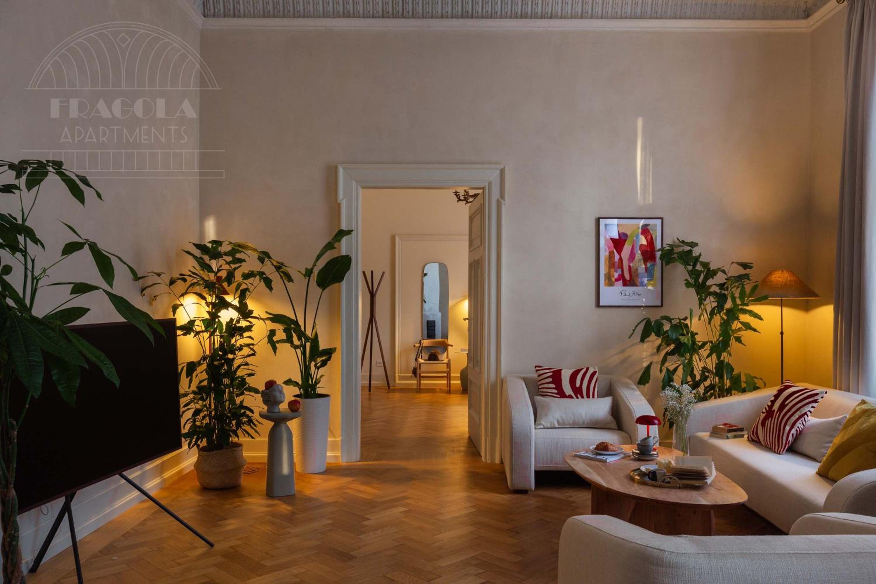 Fragola Apartments Le Jardin - classy, spacious Old Town apartments