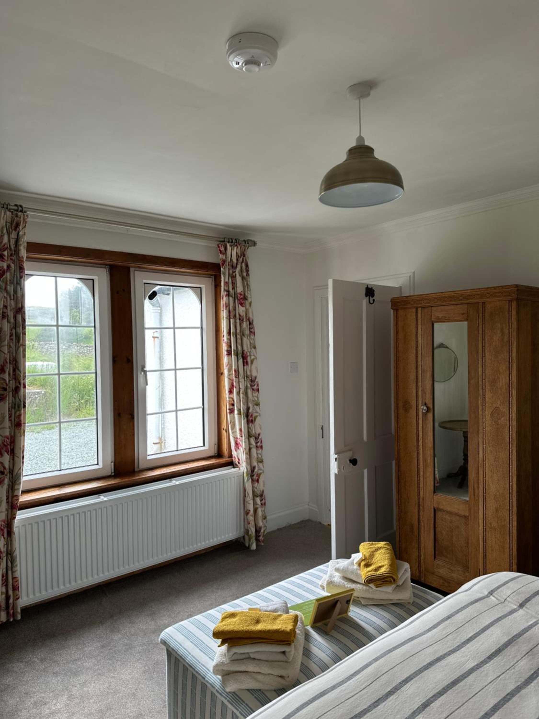 Skye Cottage - Vegan and Eco