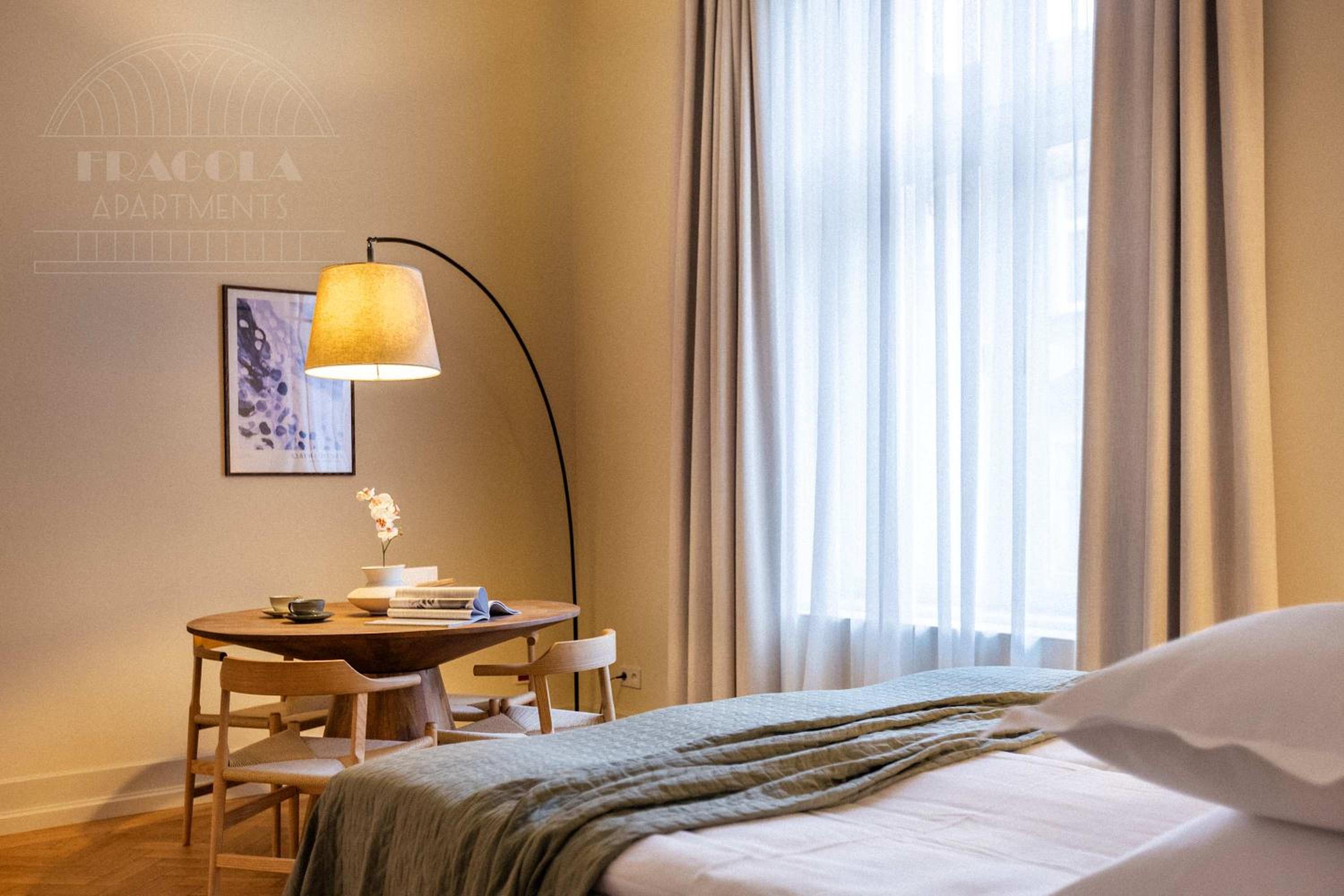 Fragola Apartments Le Jardin - classy, spacious Old Town apartments