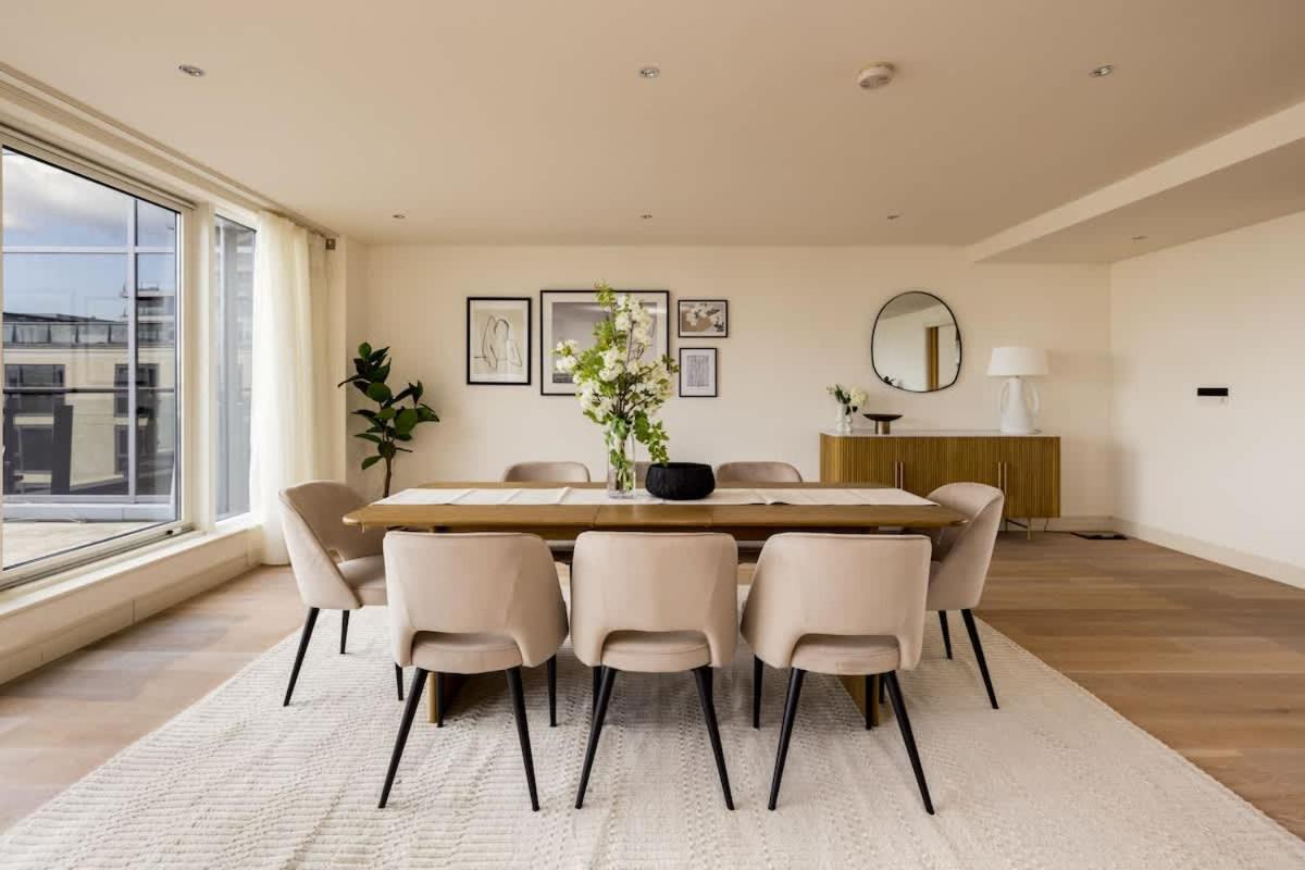 The Thames View - Stunning 3BDR Apartment with Terrace