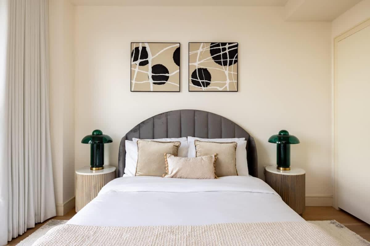 The Thames View - Stunning 3BDR Apartment with Terrace