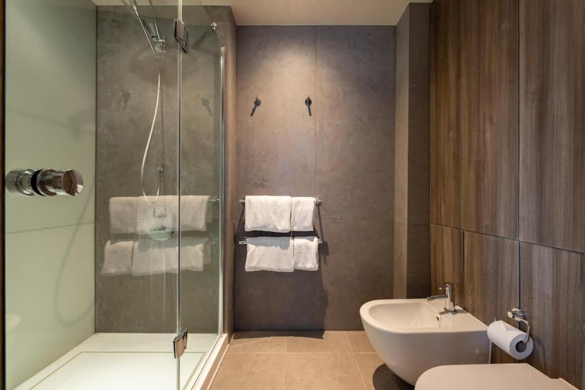 The Thames View - Stunning 3BDR Apartment with Terrace