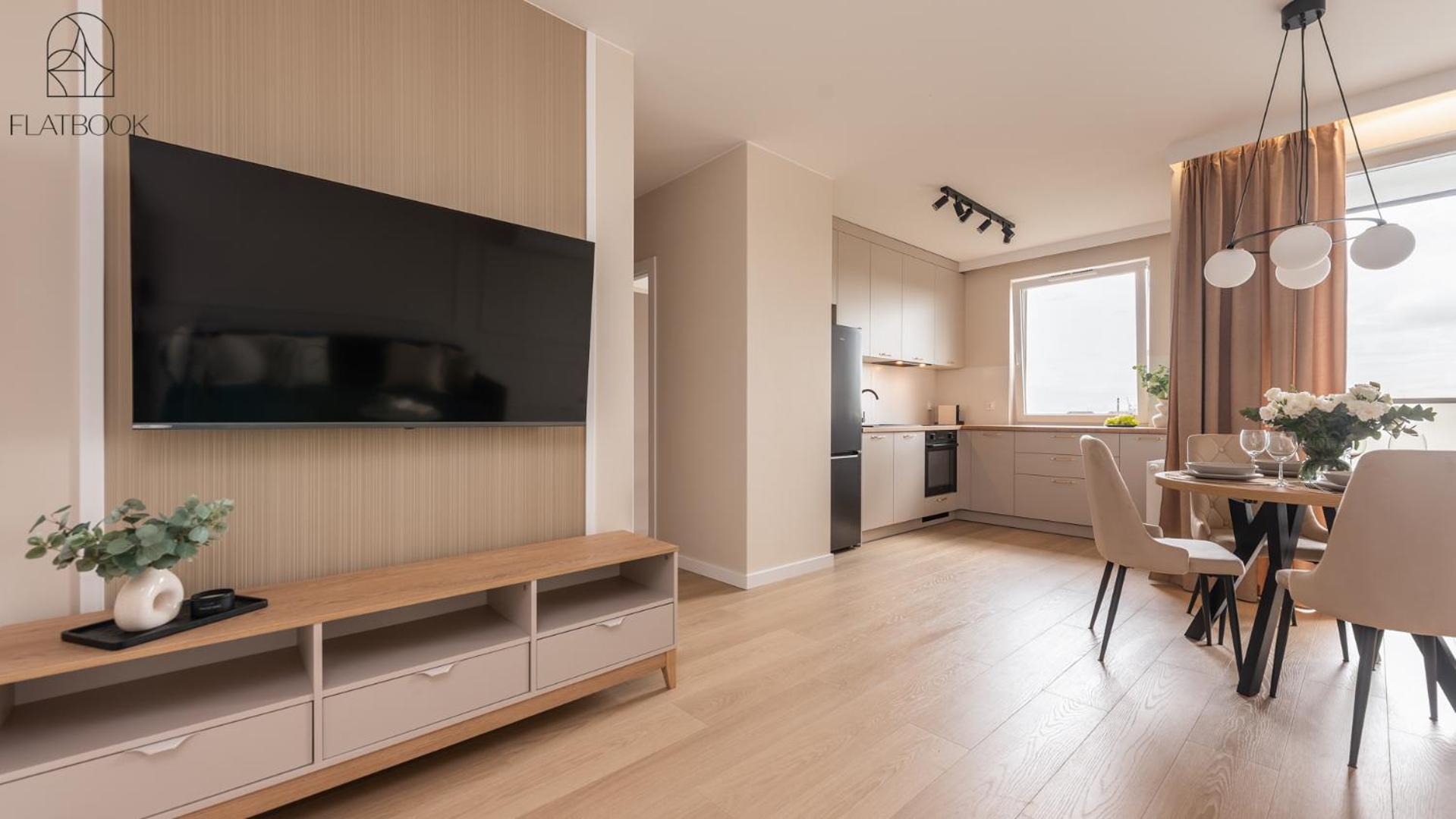 Flatbook - Seaside Apartments Nowa Letnica with a Rooftop Viewing Terrace & Gym