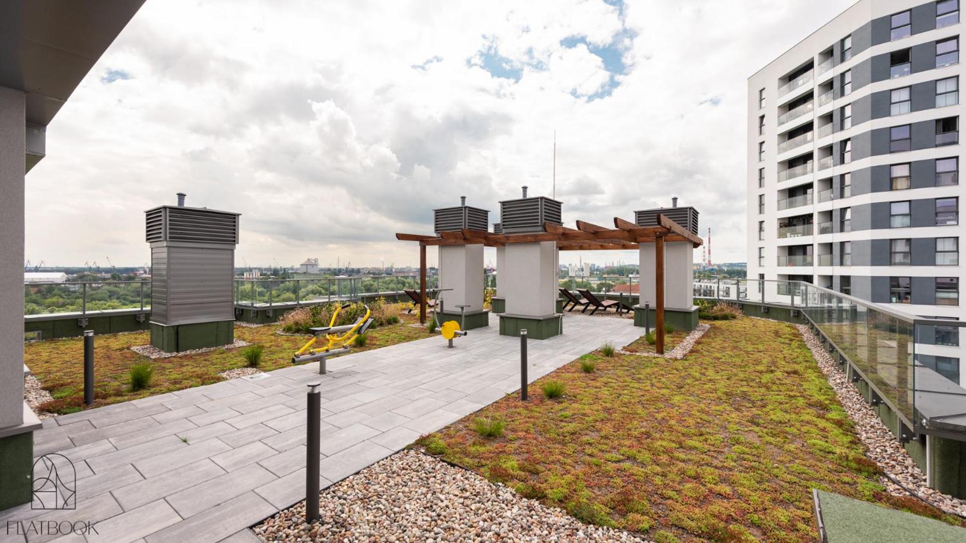 Flatbook - Seaside Apartments Nowa Letnica with a Rooftop Viewing Terrace & Gym