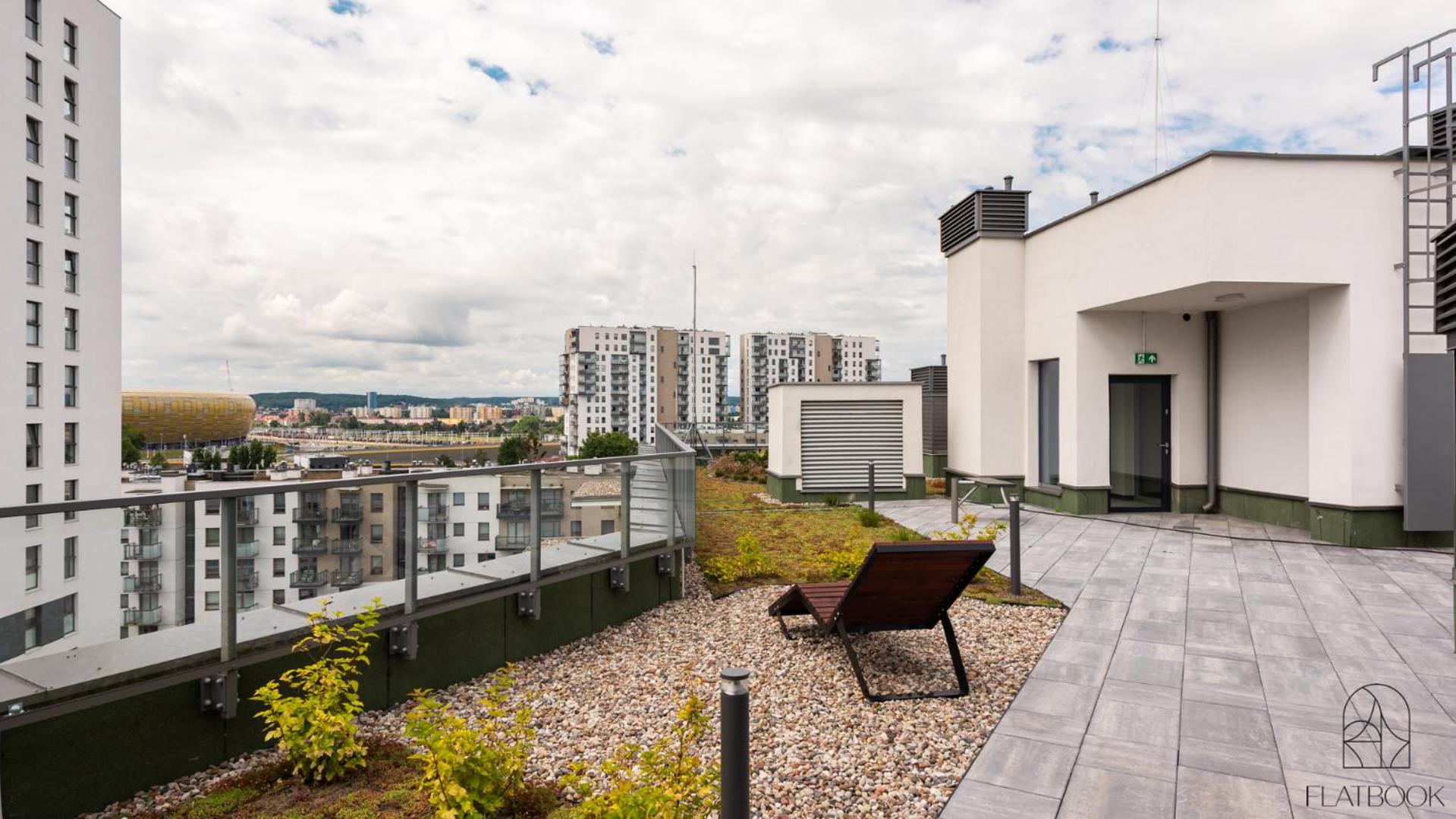 Flatbook - Seaside Apartments Nowa Letnica with a Rooftop Viewing Terrace & Gym