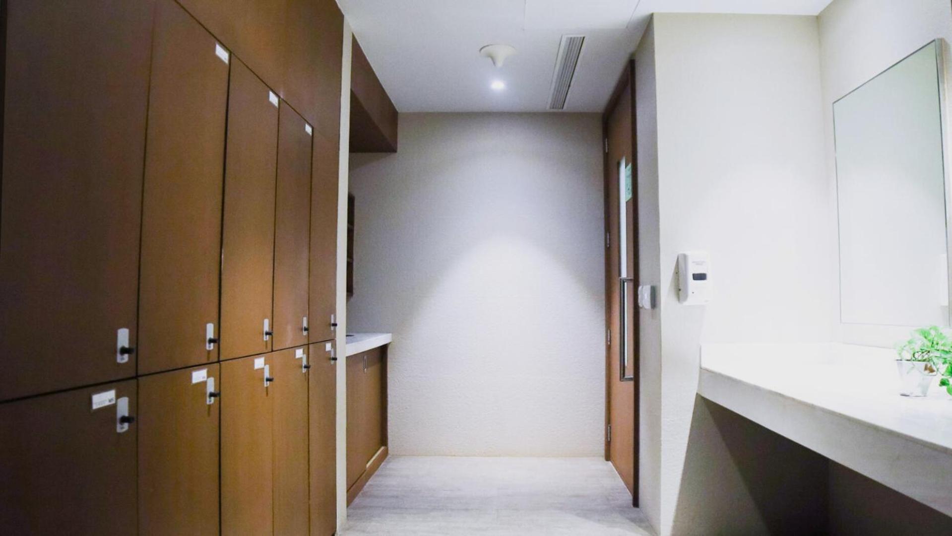 Private Rooms in Historic Manila Chinatown