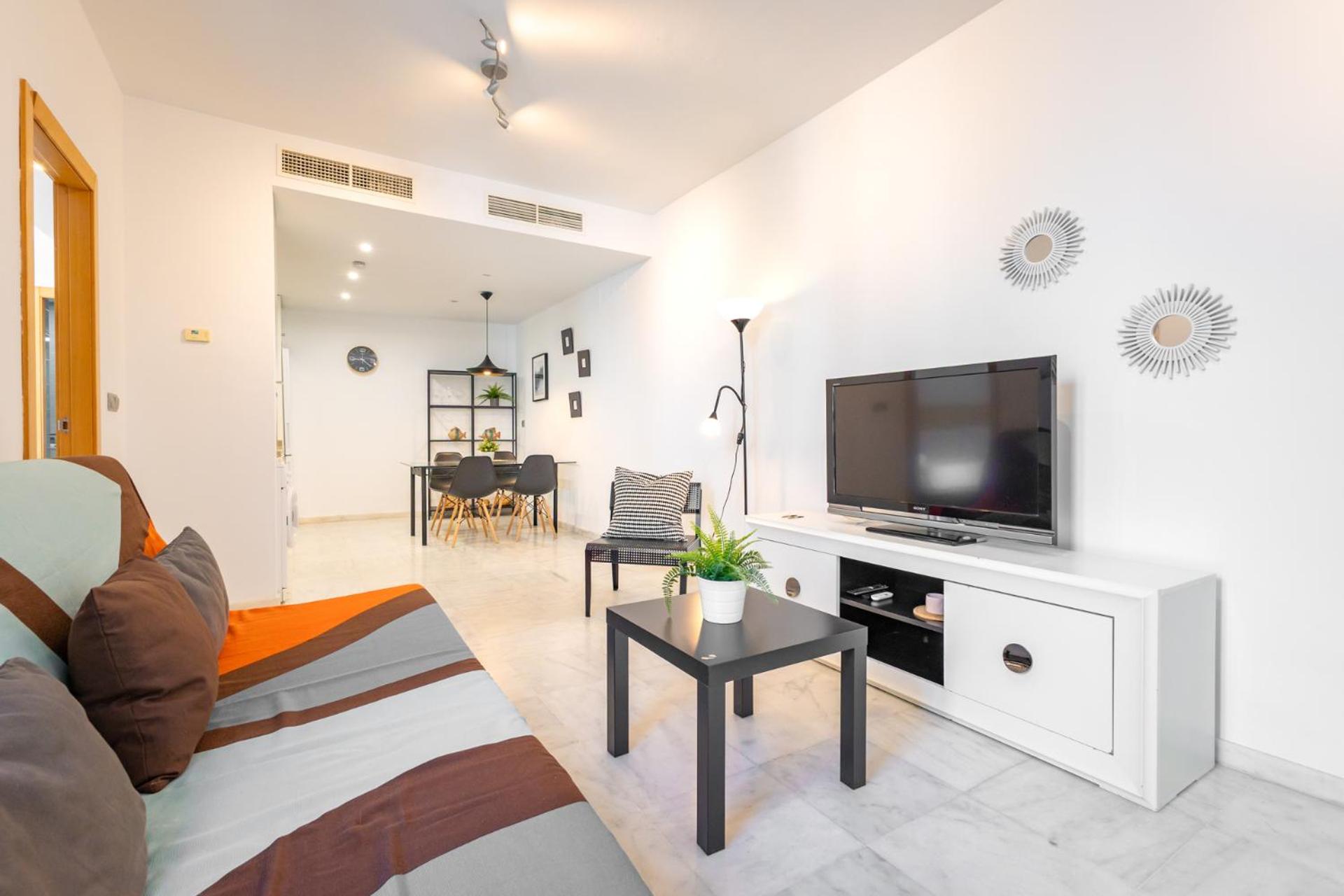 Arrayan Central Suite by Valcambre