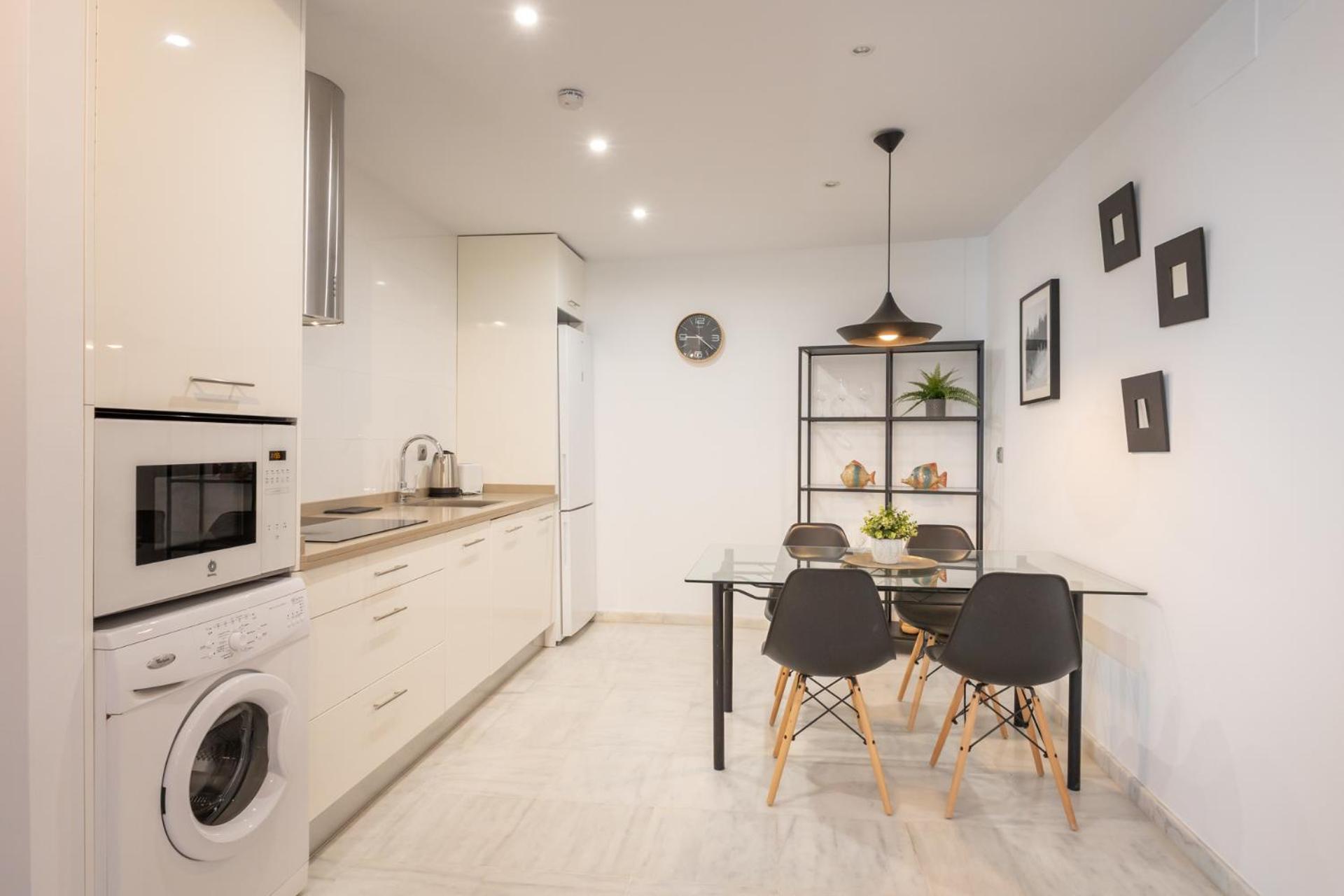 Arrayan Central Suite by Valcambre