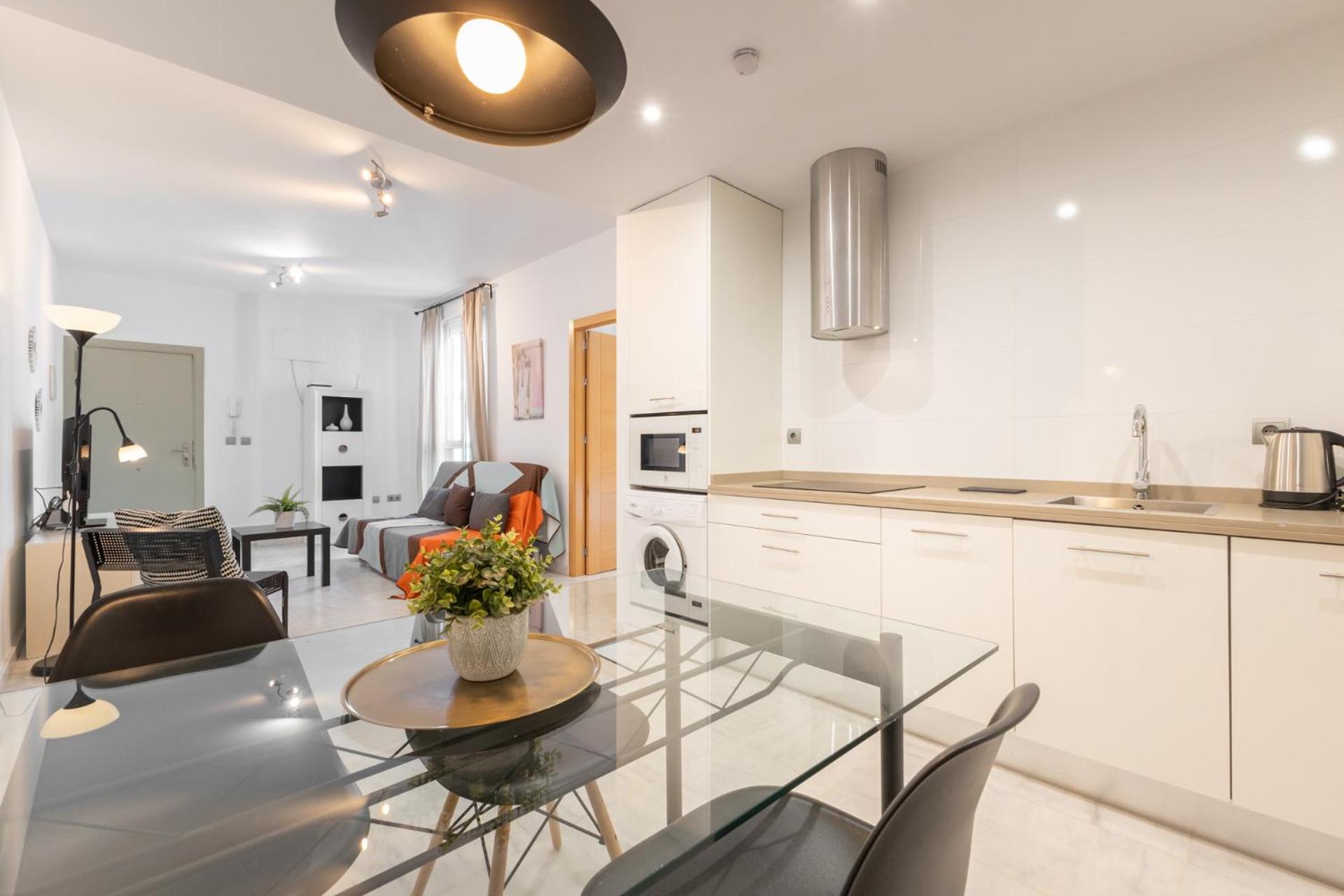 Arrayan Central Suite by Valcambre