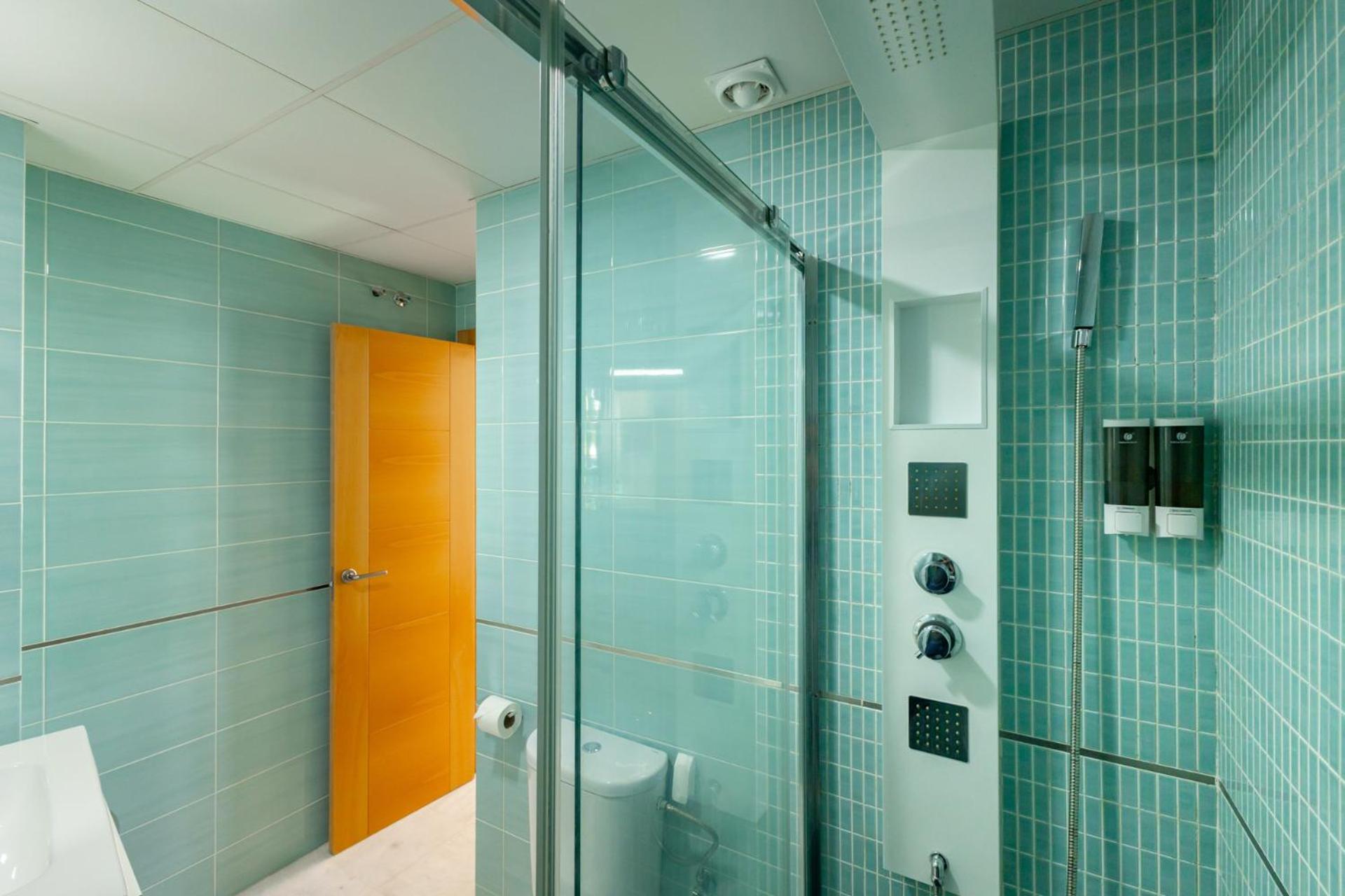 Arrayan Central Suite by Valcambre