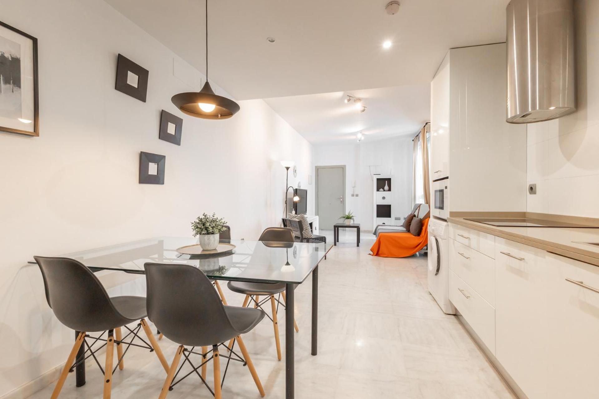 Arrayan Central Suite by Valcambre