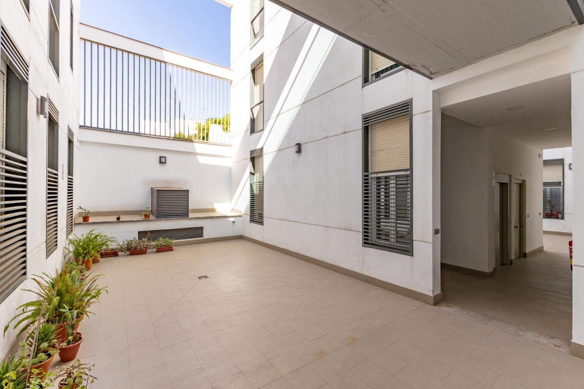 Arrayan Central Suite by Valcambre