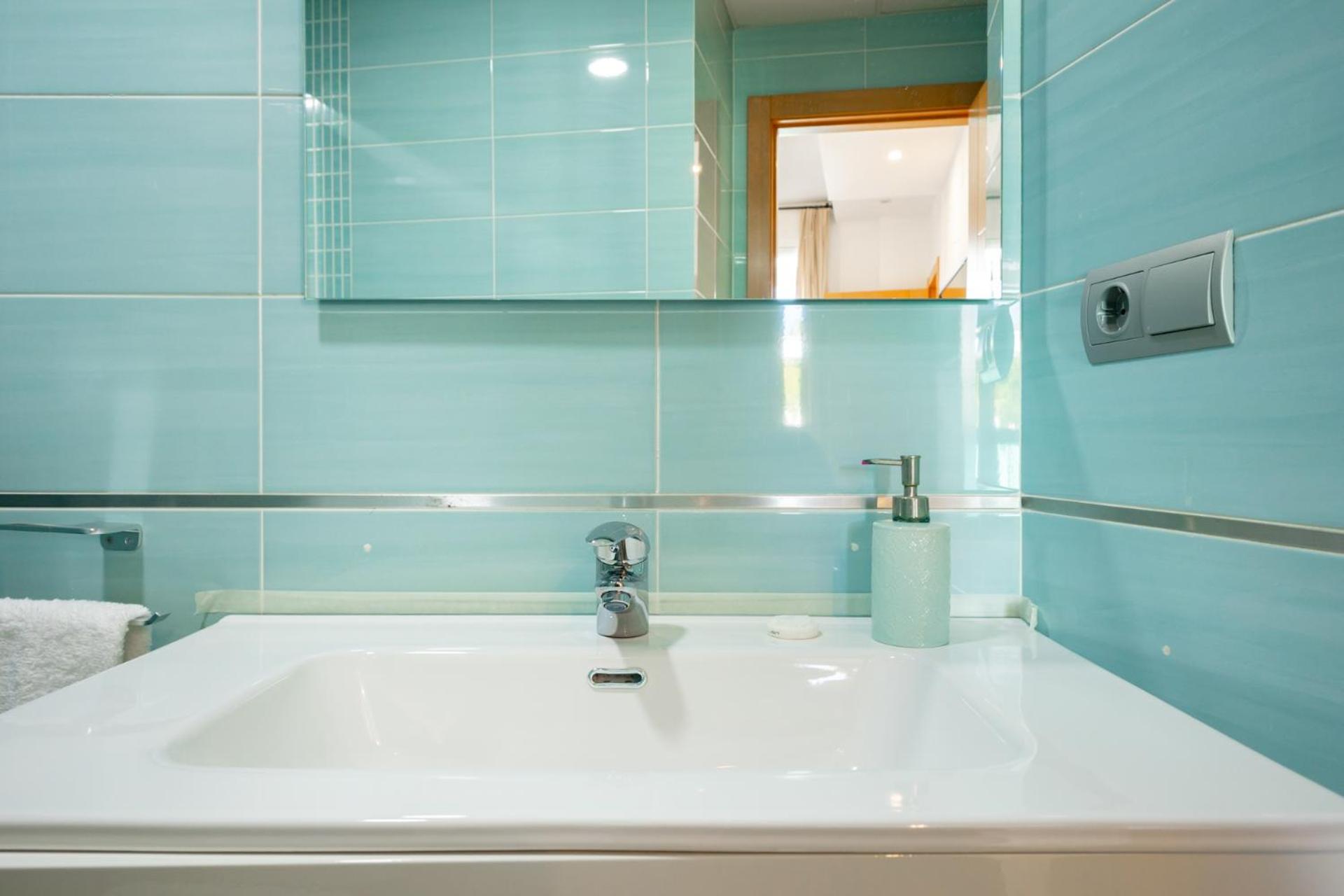 Arrayan Central Suite by Valcambre
